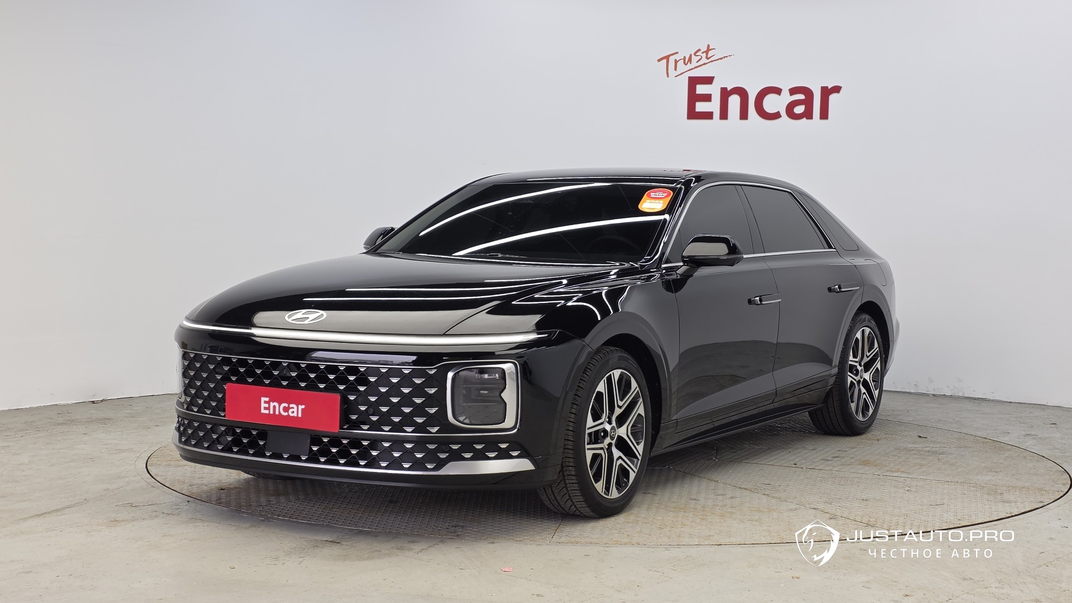 Автомобиль Hyundai Grandeur