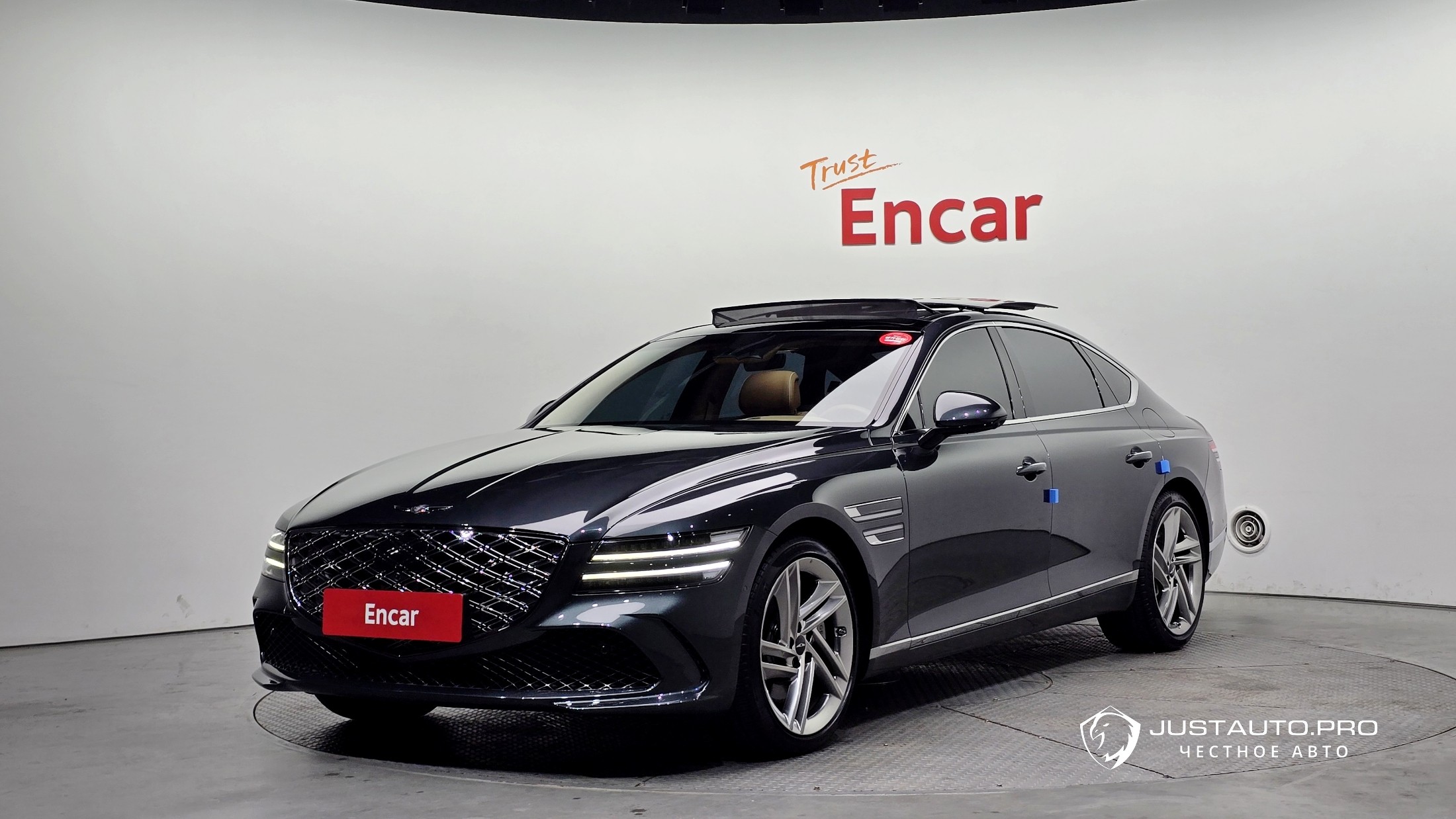 Автомобиль Genesis G80
