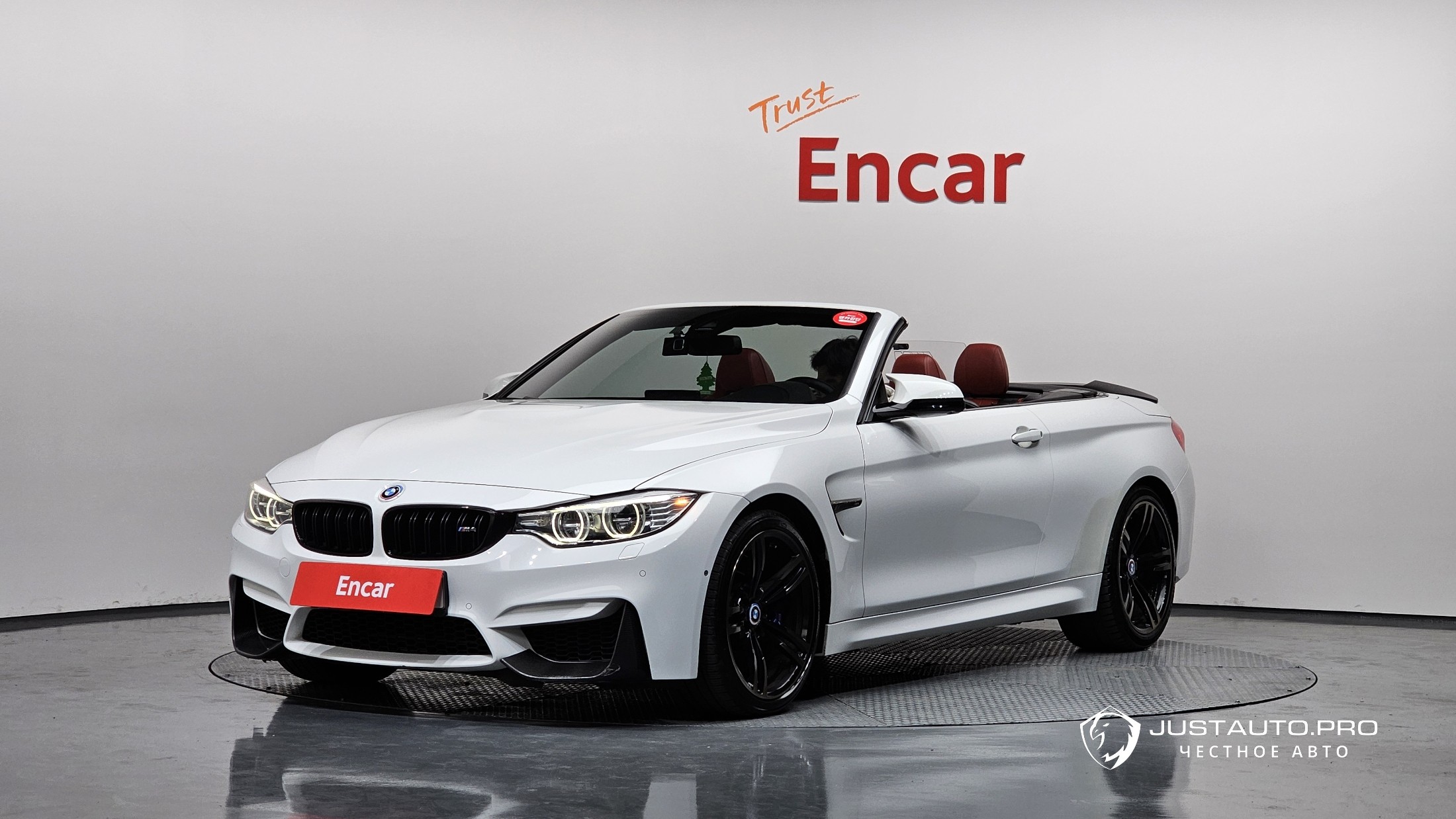 Автомобиль BMW M4