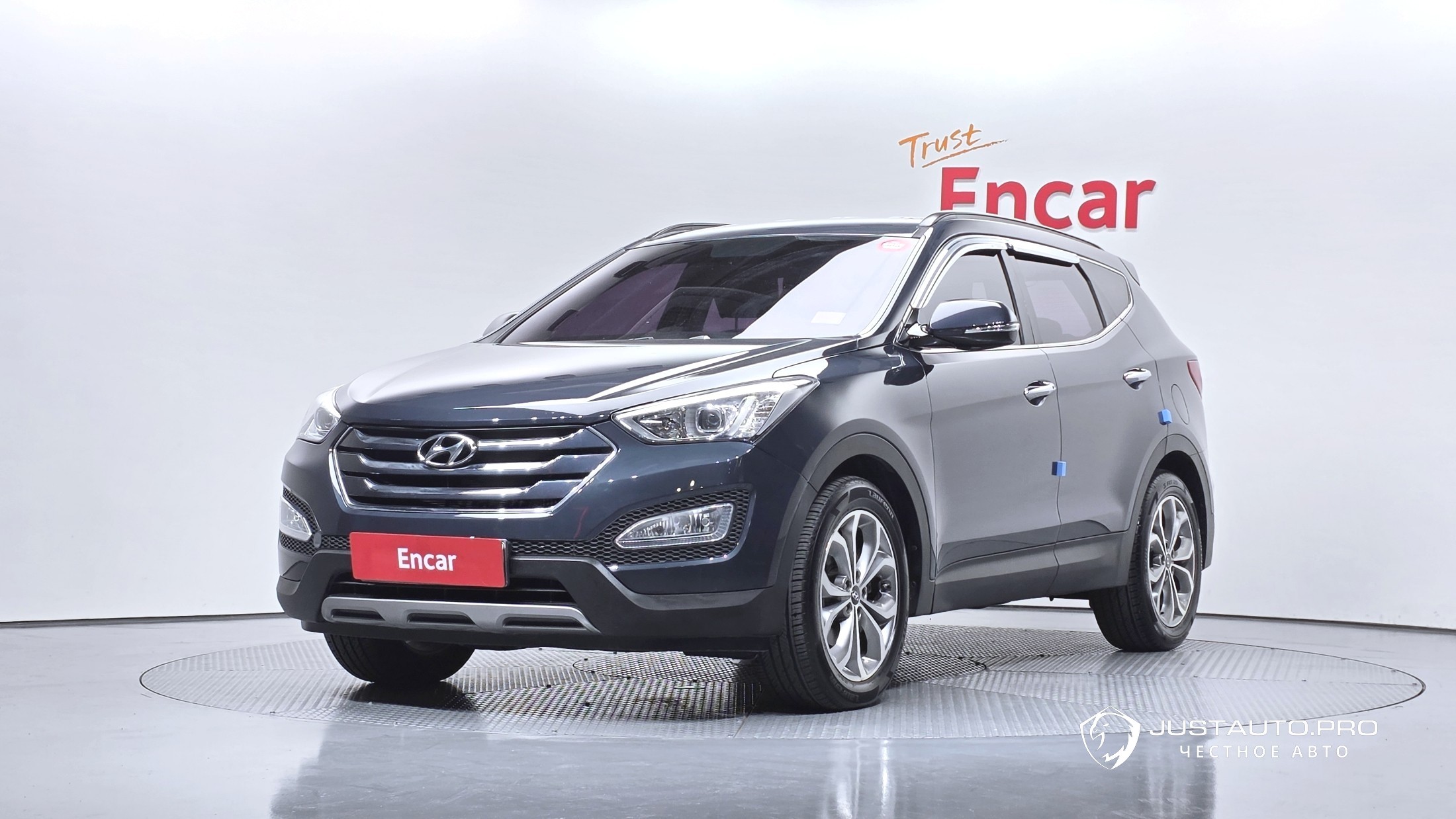 Автомобиль Hyundai Santafe