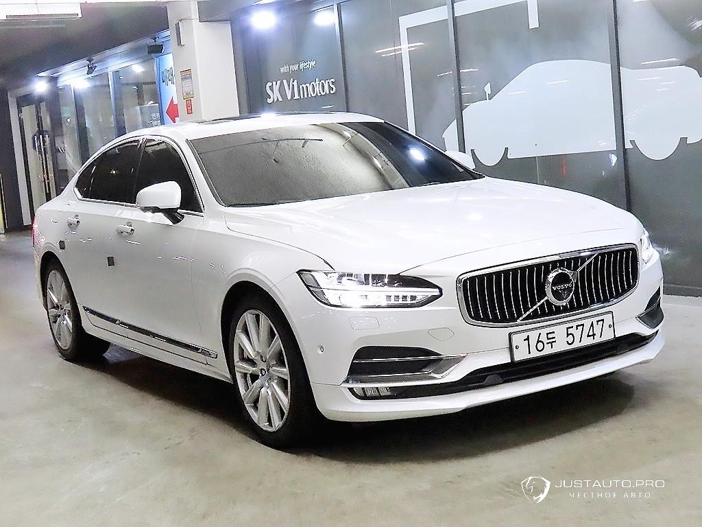 Автомобиль Volvo S90