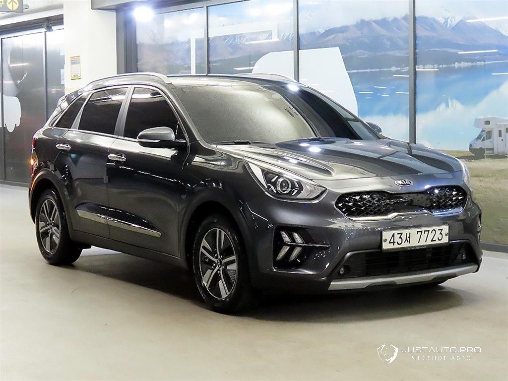 Автомобиль Kia Niro