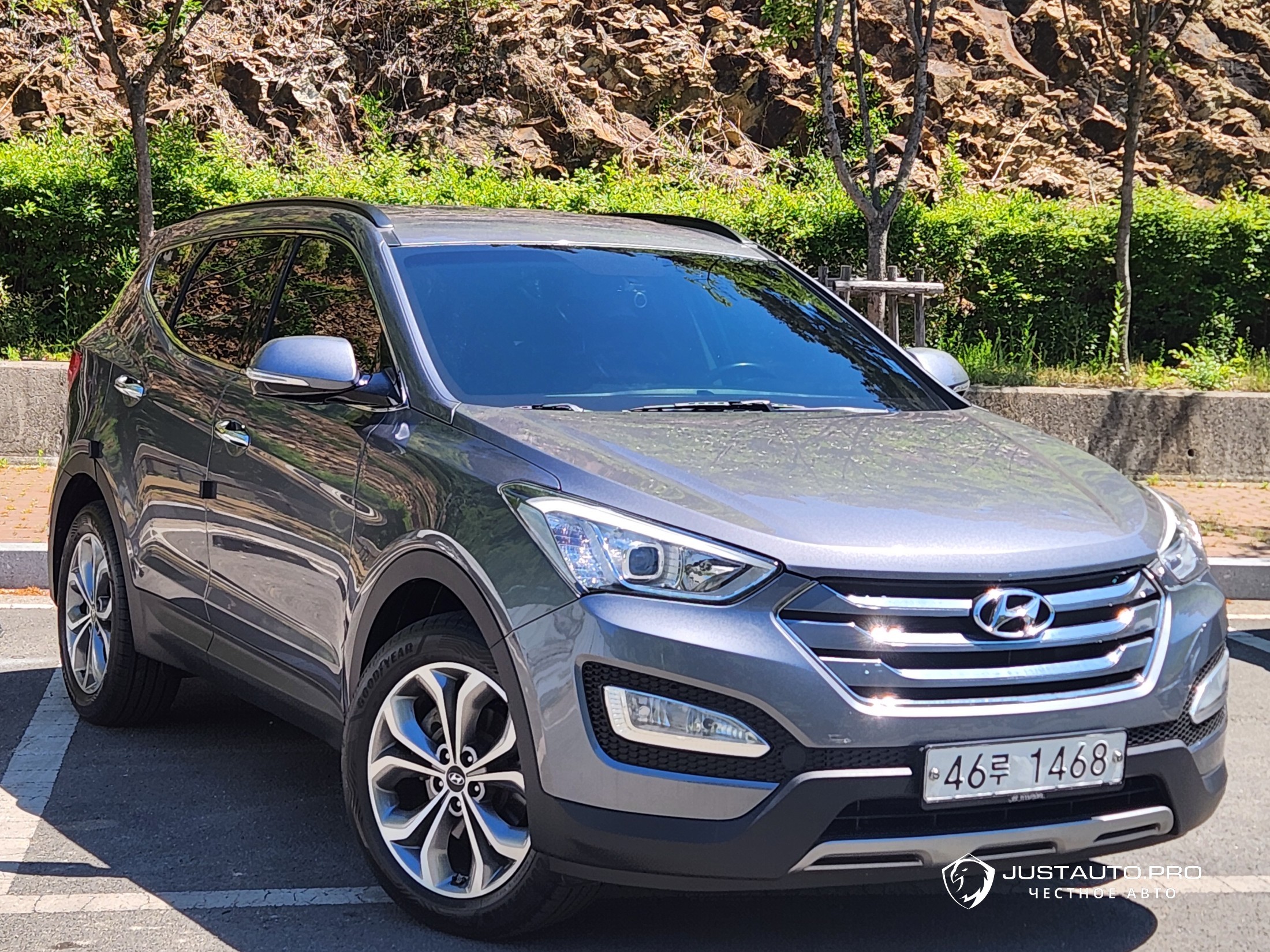 Автомобиль Hyundai Santafe