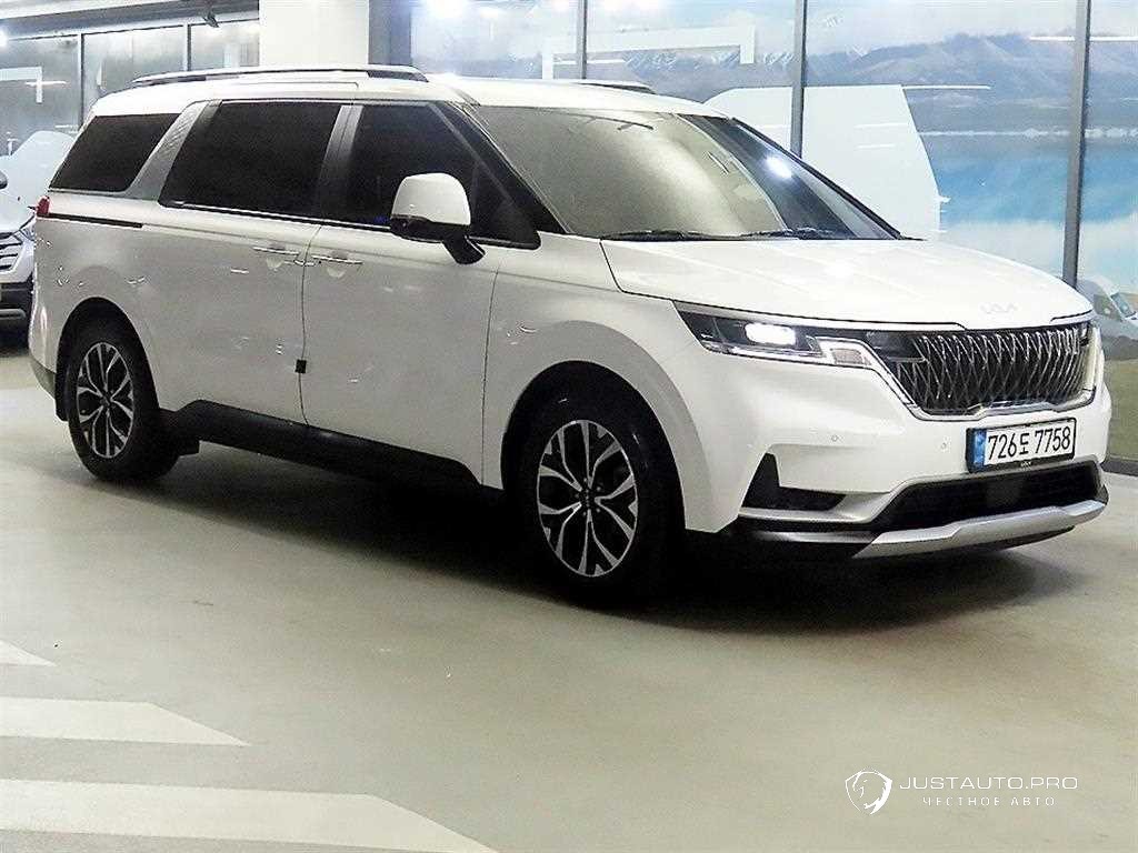 Автомобиль Kia Canival