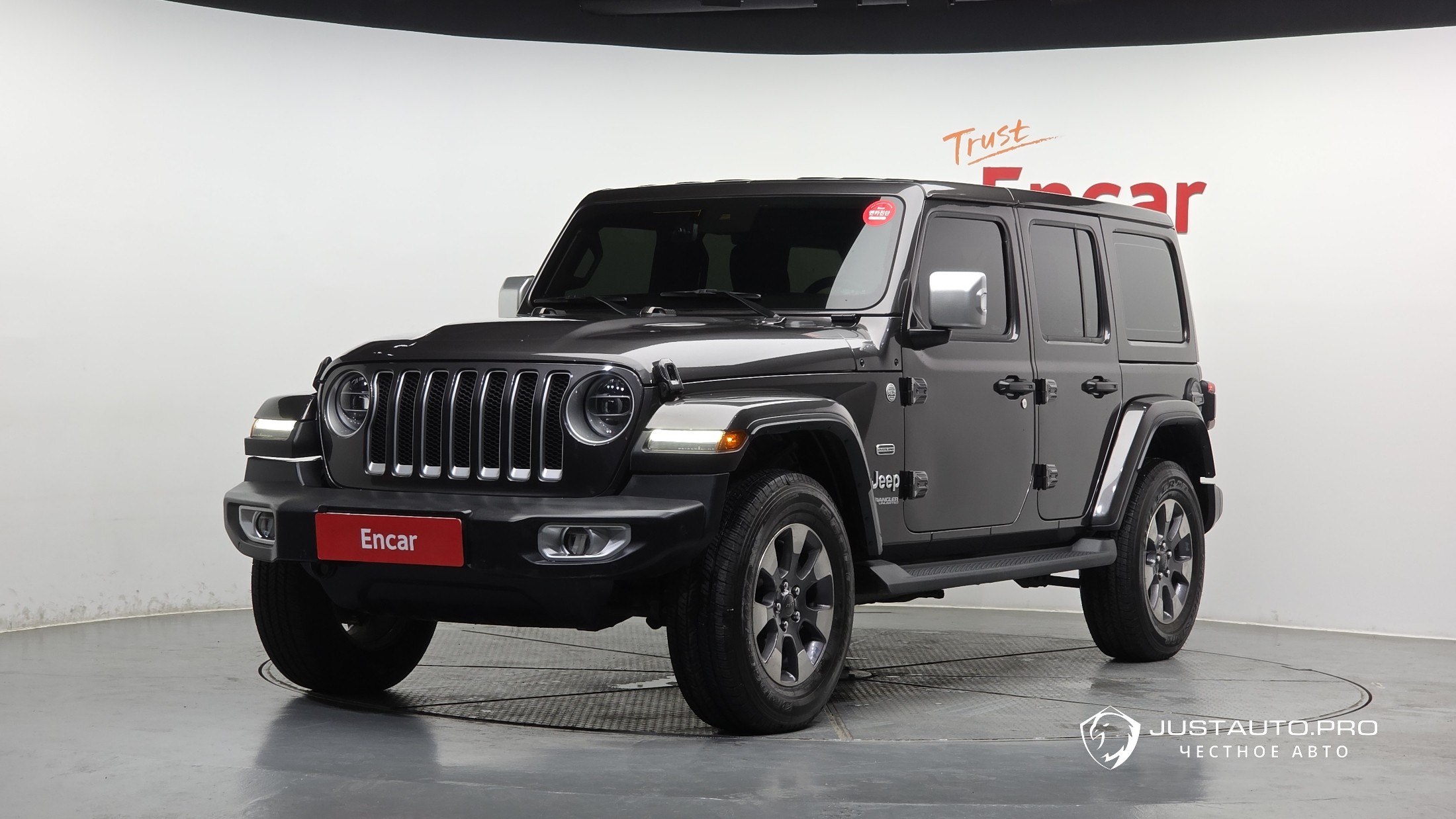 Автомобиль Jeep Wrangler