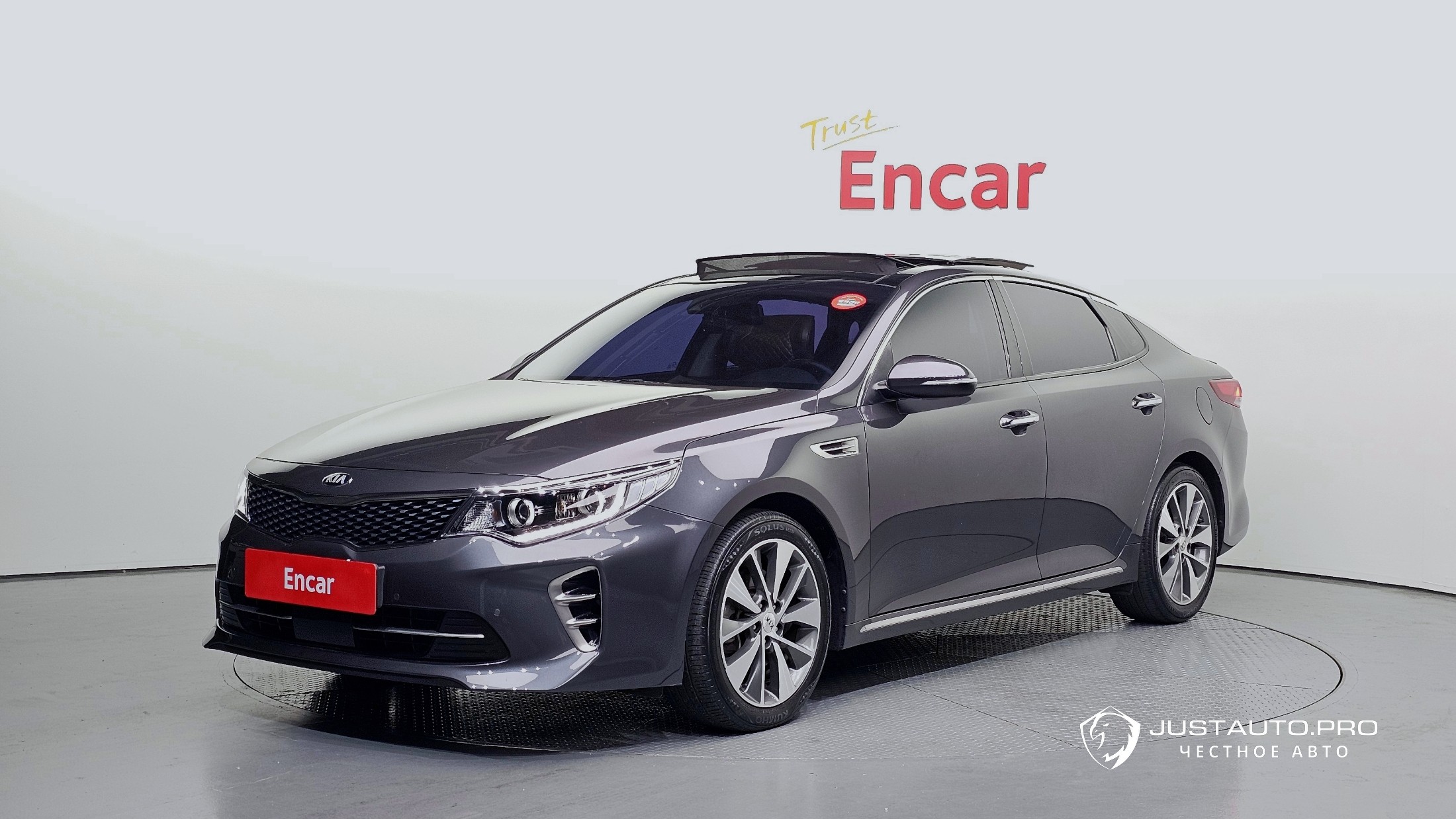 Автомобиль Kia K5