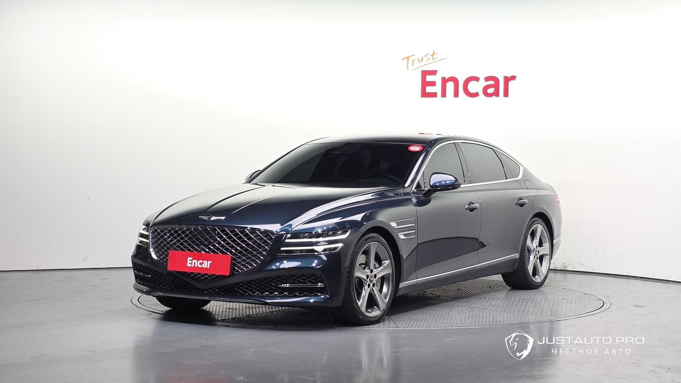 Автомобиль Genesis G80