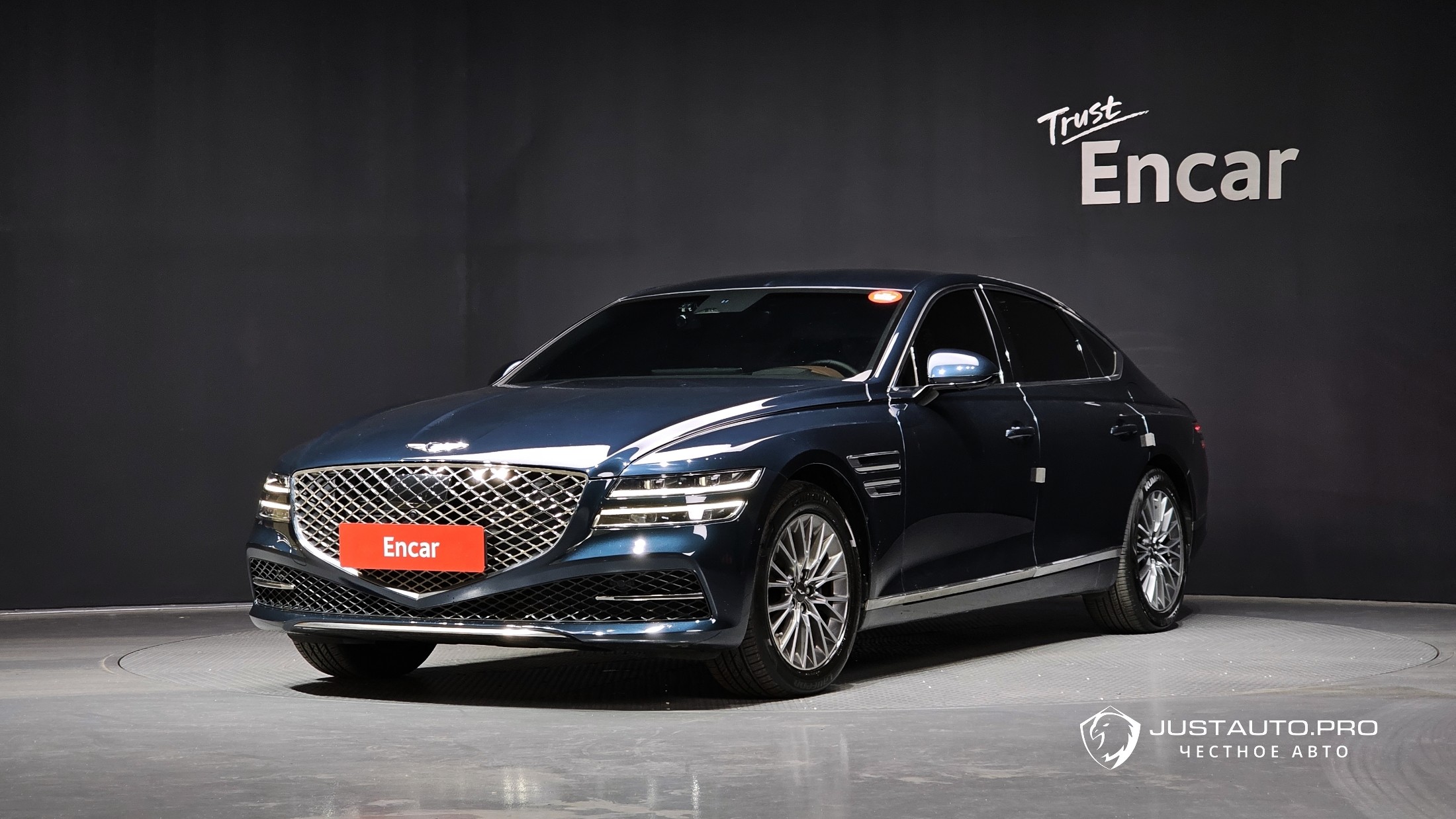 Автомобиль Genesis G80