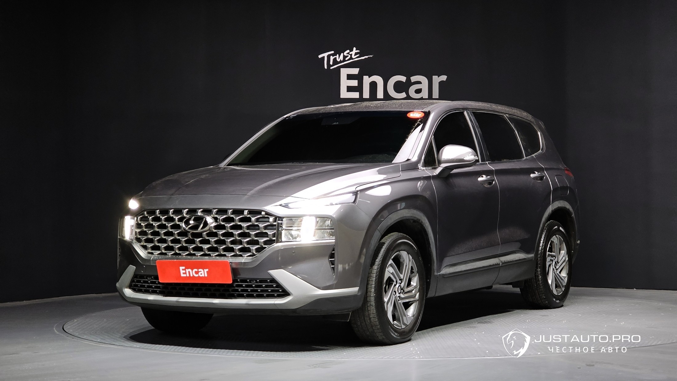 Автомобиль Hyundai Santafe