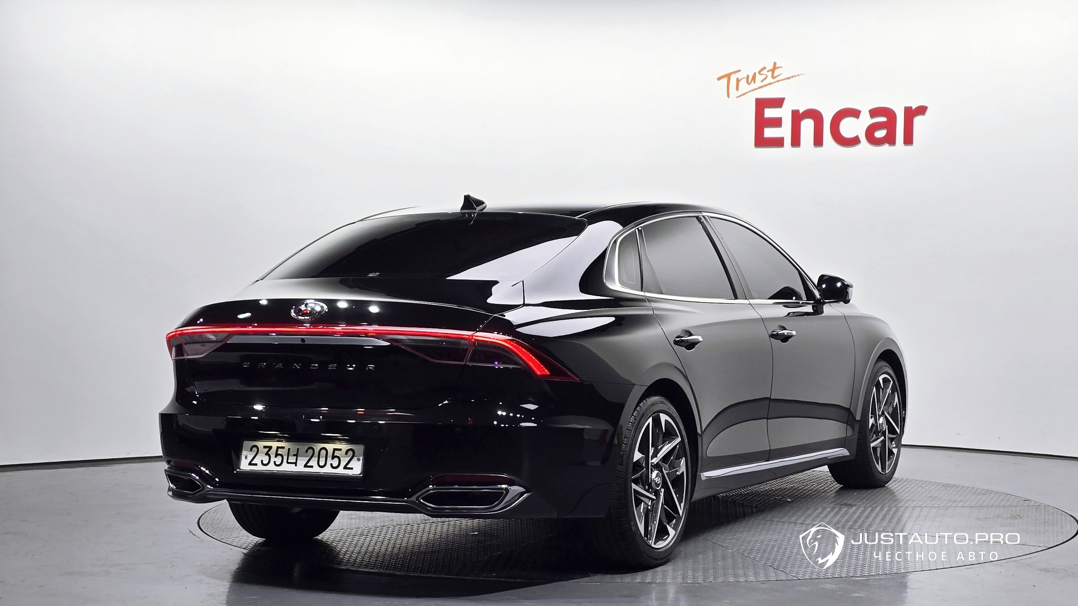 Автомобиль Hyundai Grandeur