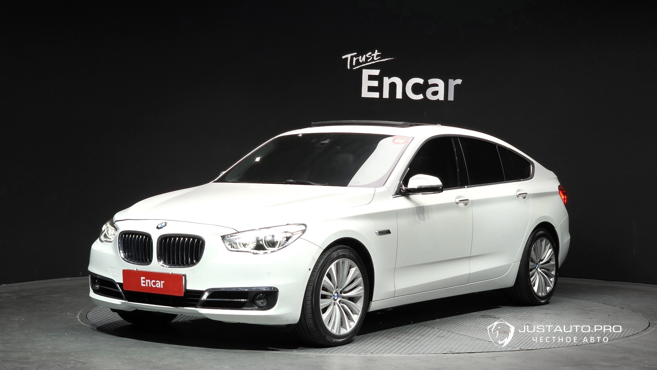 Автомобиль BMW Gran Turismo