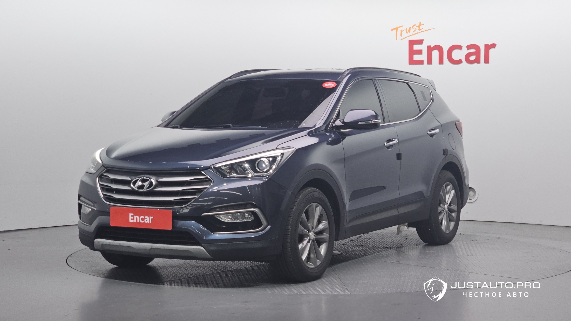 Автомобиль Hyundai Santafe