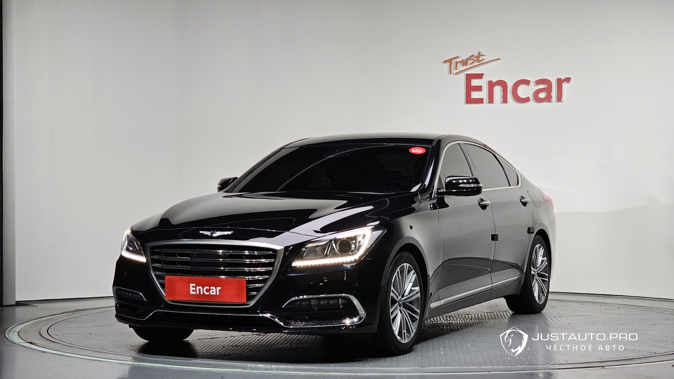 Автомобиль Genesis G80