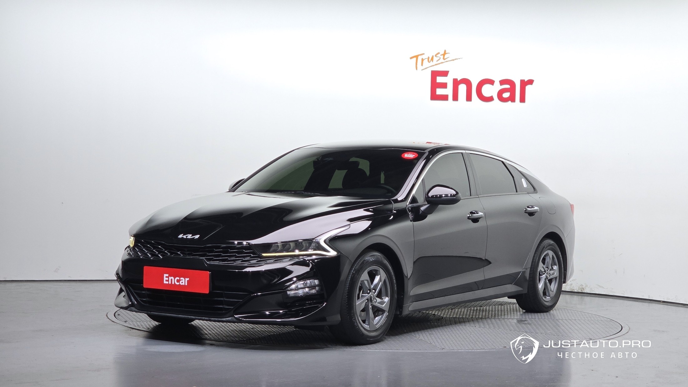 Автомобиль Kia K5