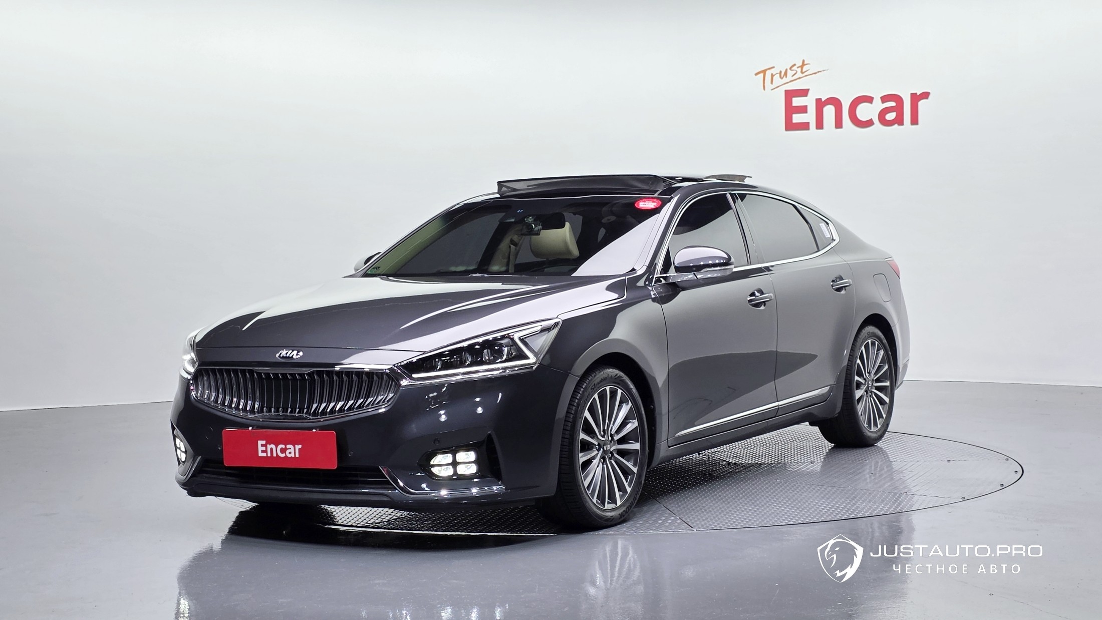 Автомобиль Kia K7