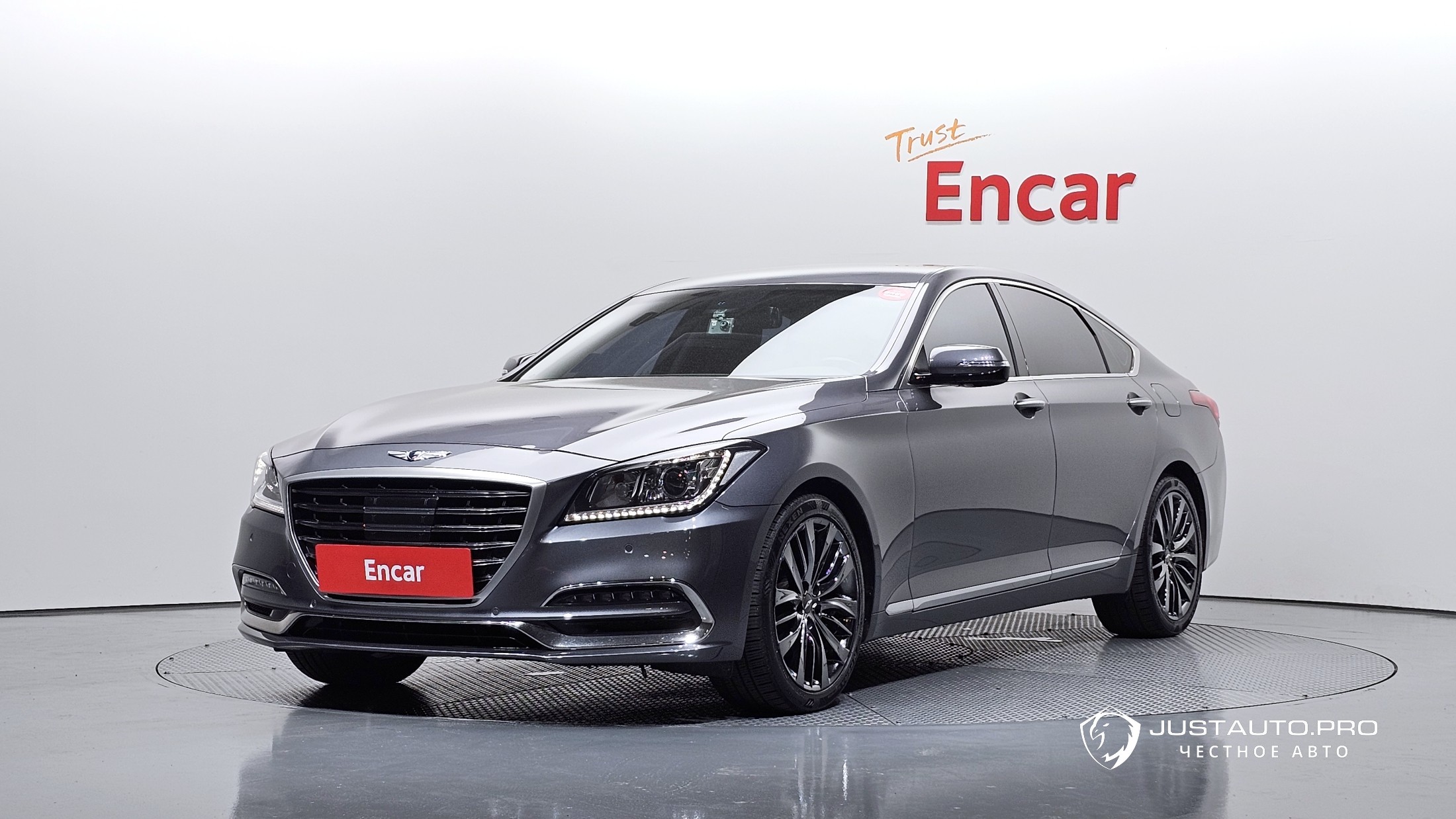 Автомобиль Hyundai Genesis