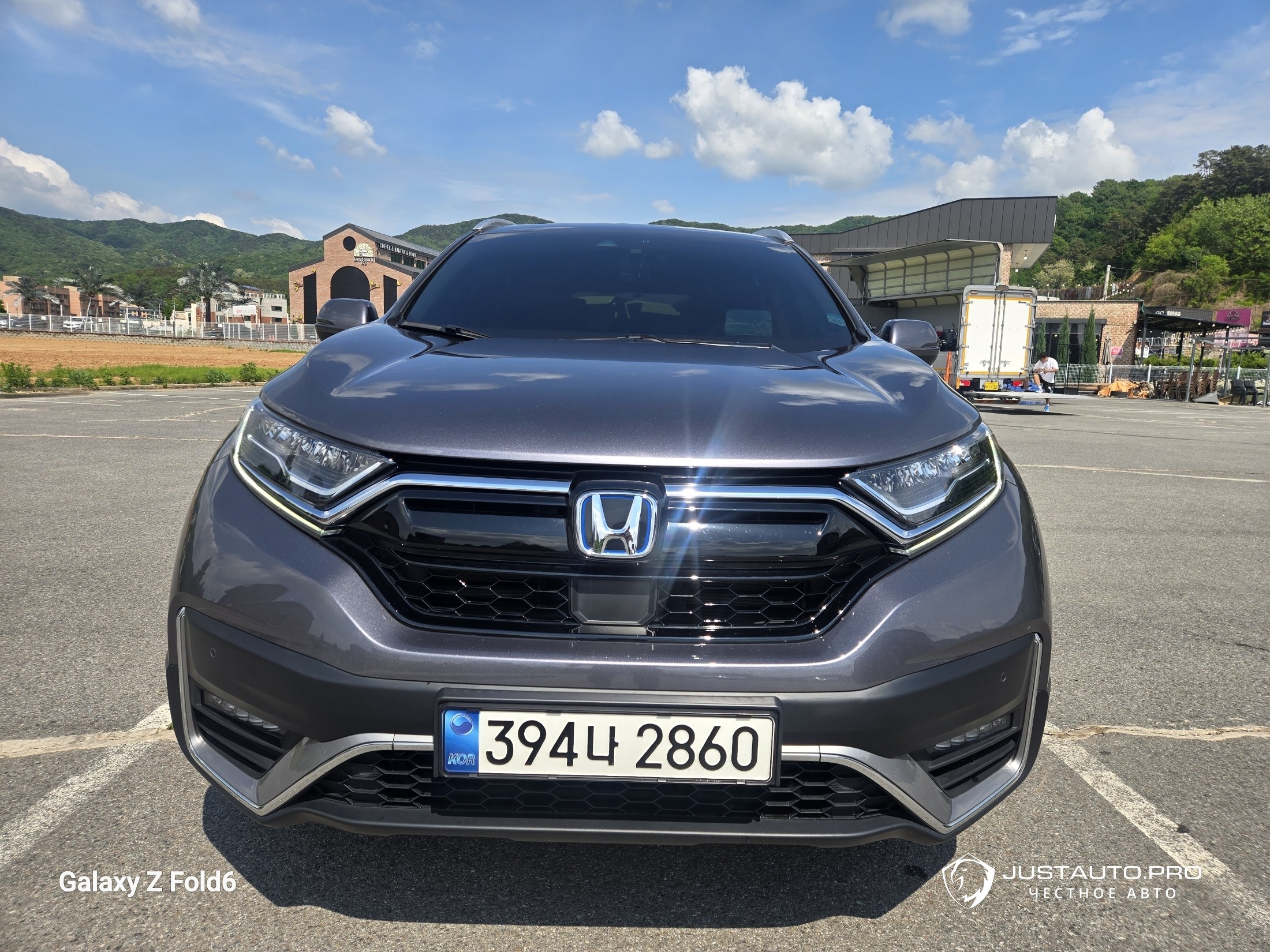 Автомобиль Honda CR-V