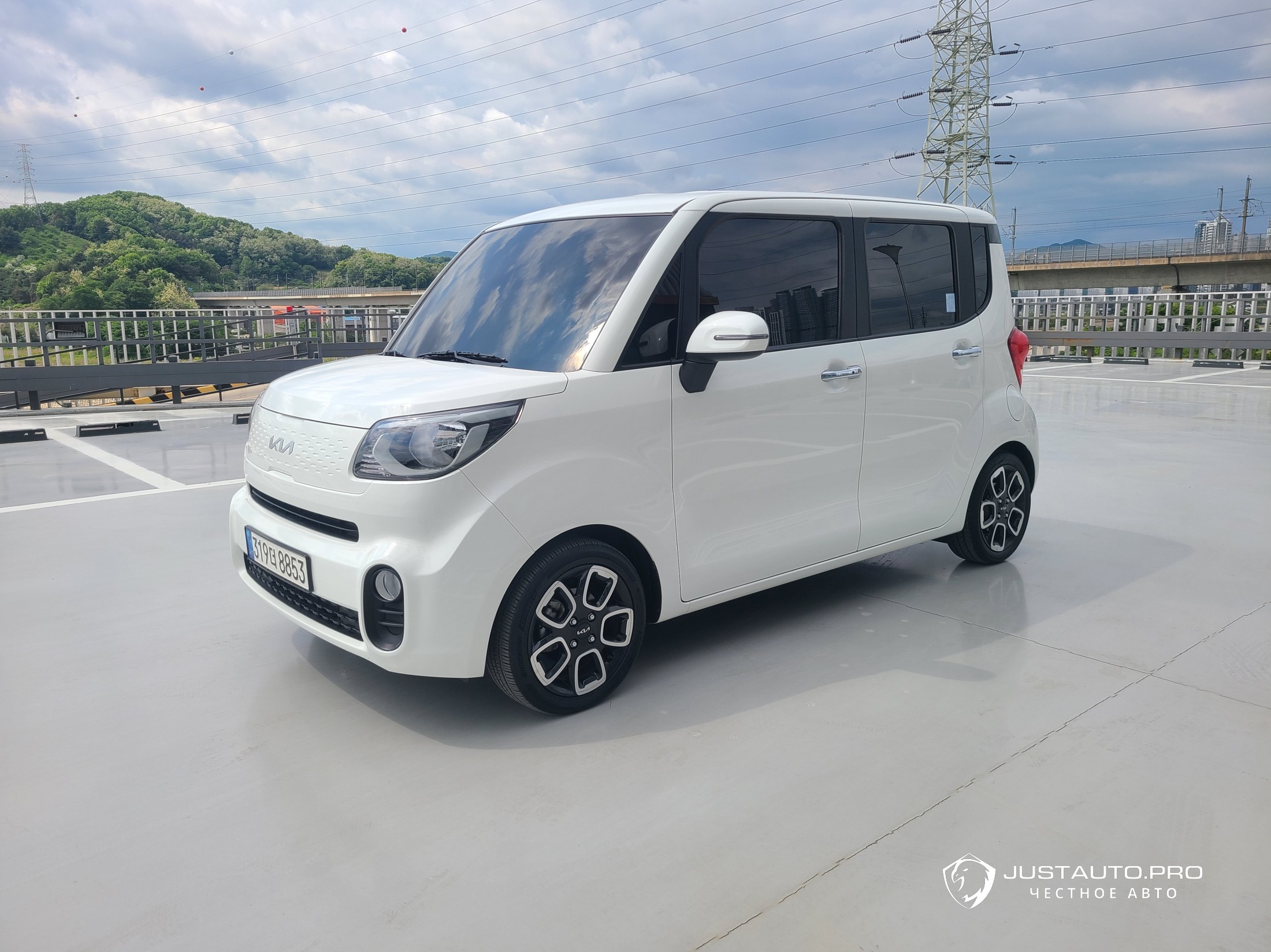 Автомобиль Kia RAY