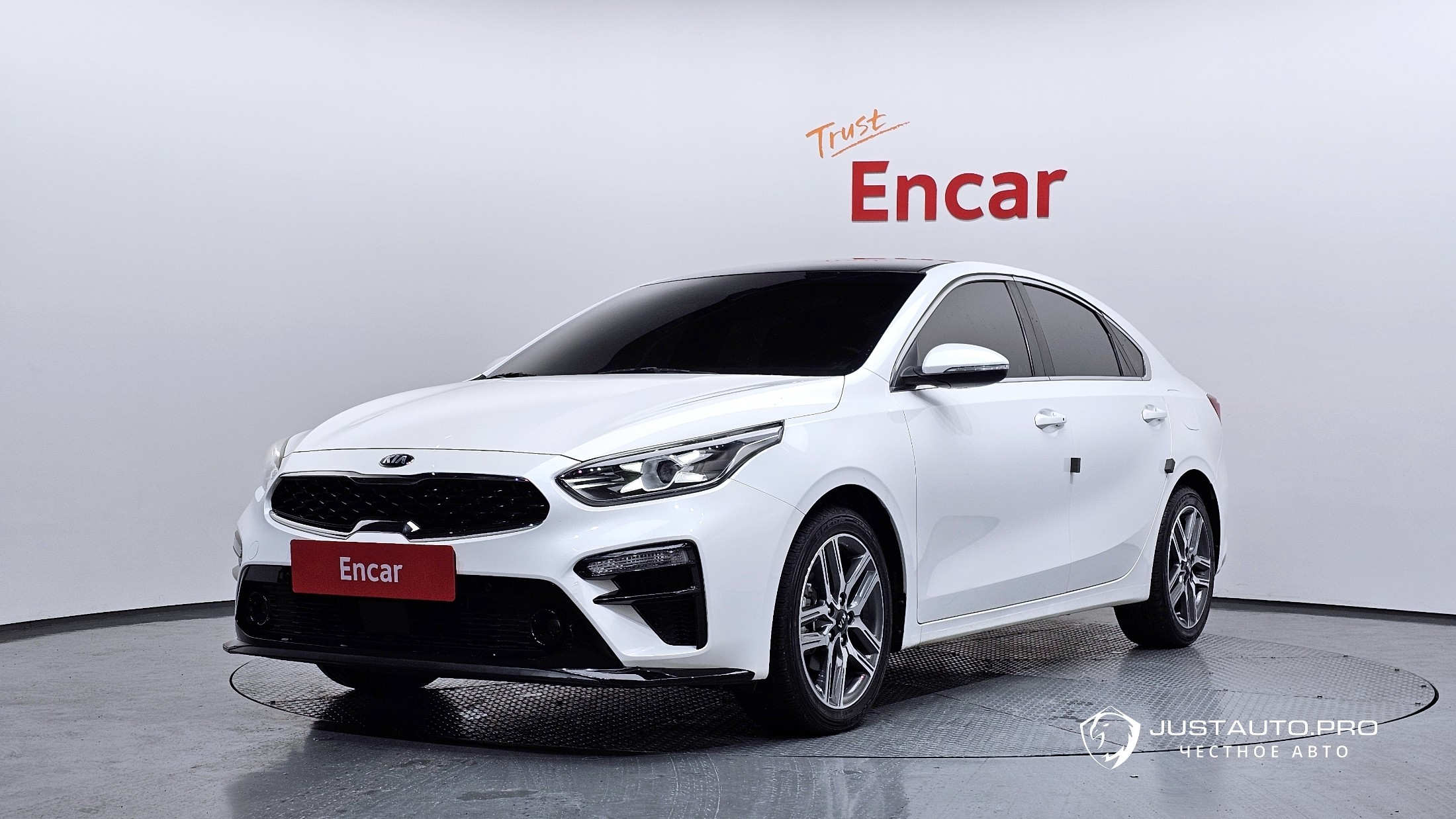 Автомобиль Kia K3