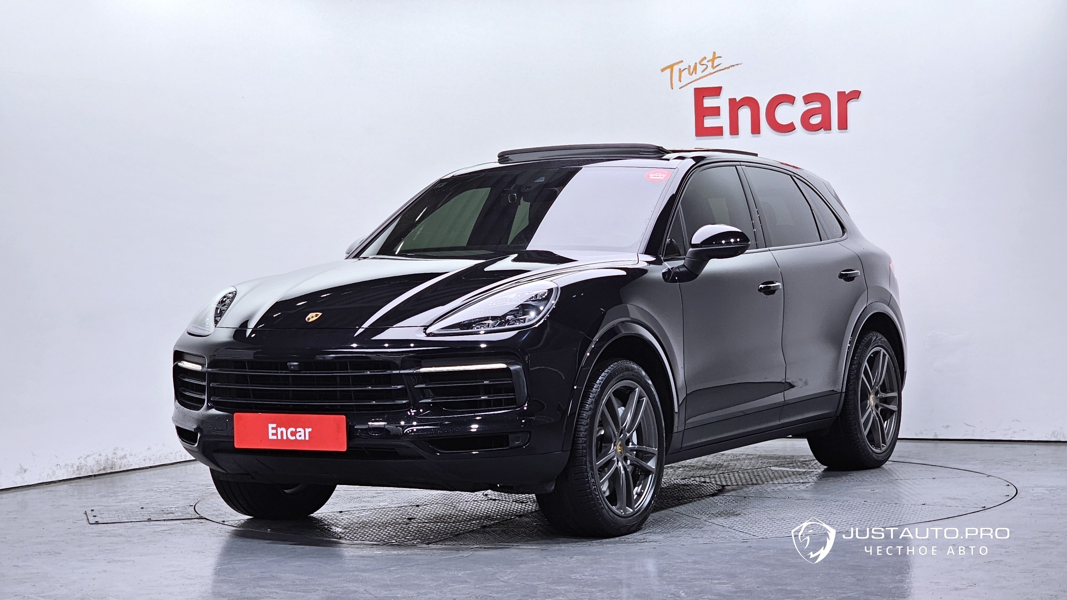 Автомобиль Porsche Cayenne