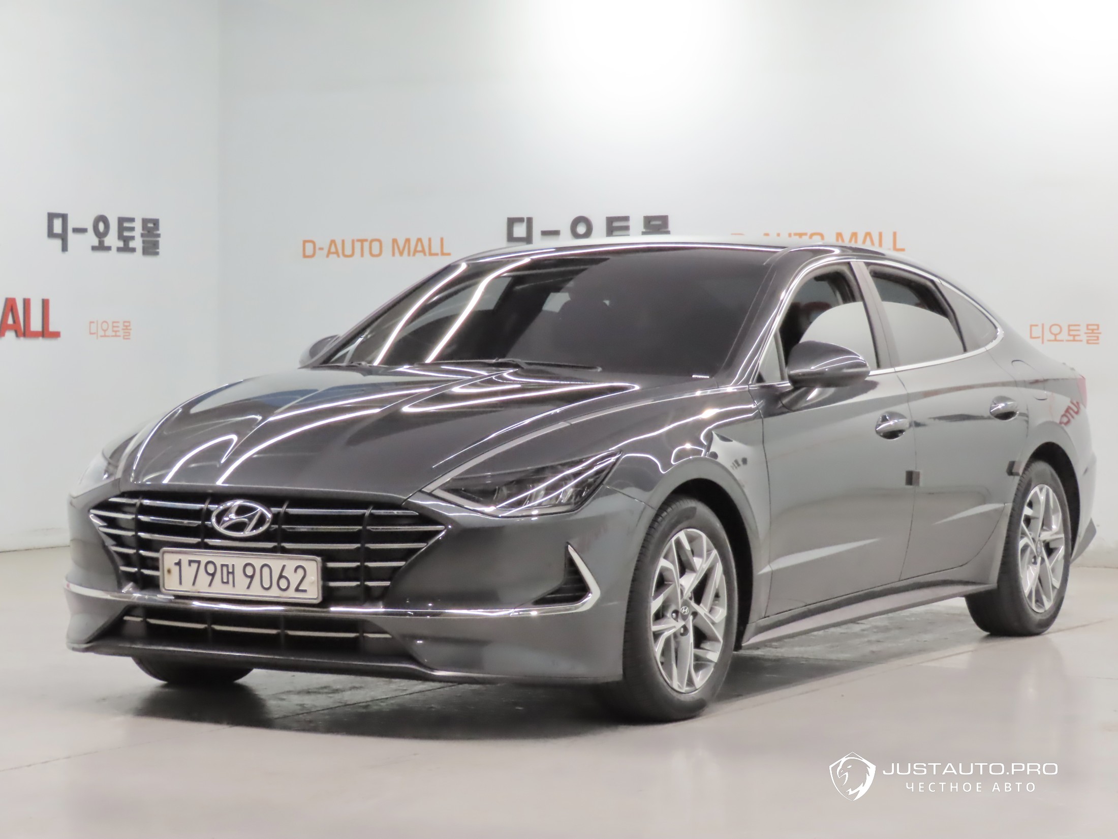 Автомобиль Hyundai Sonata