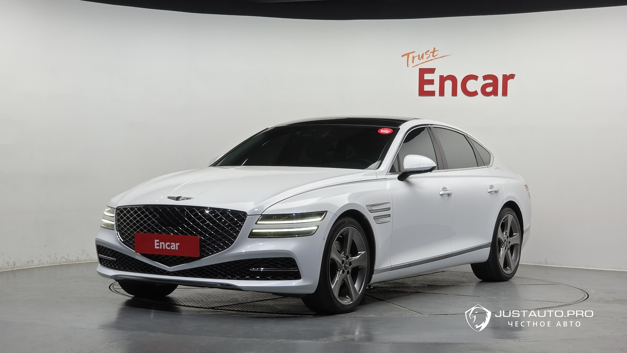 Автомобиль Genesis G80