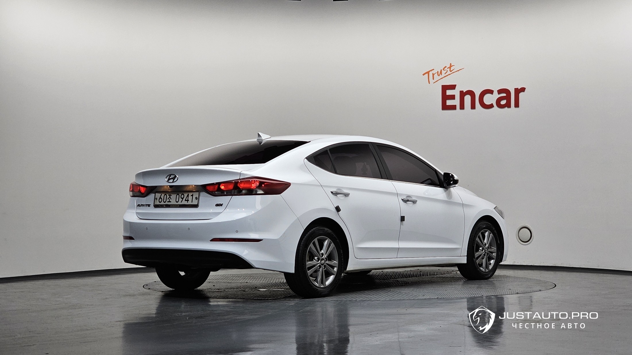 Автомобиль Hyundai AVANTE