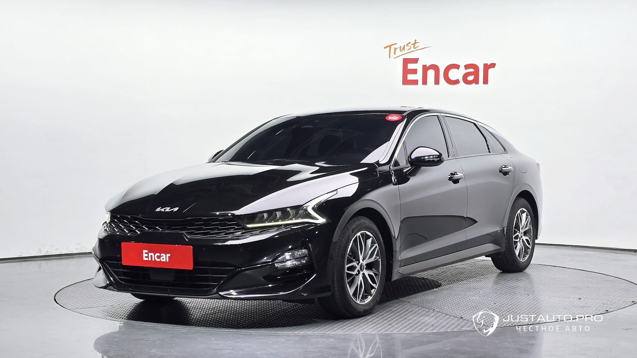 Автомобиль Kia K5