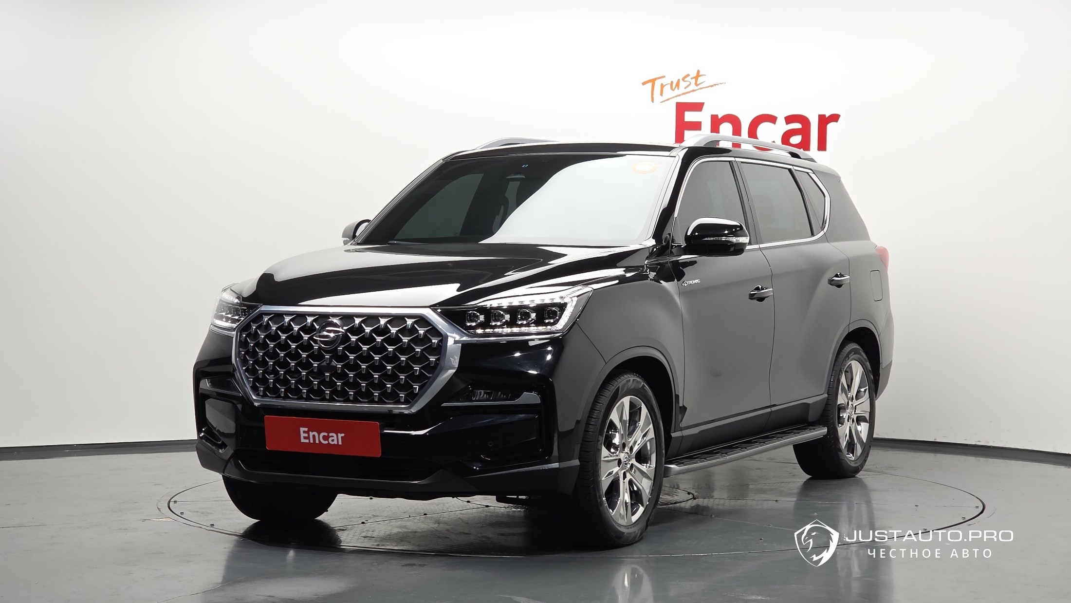Автомобиль KG_Mobility_Ssangyong Rexton