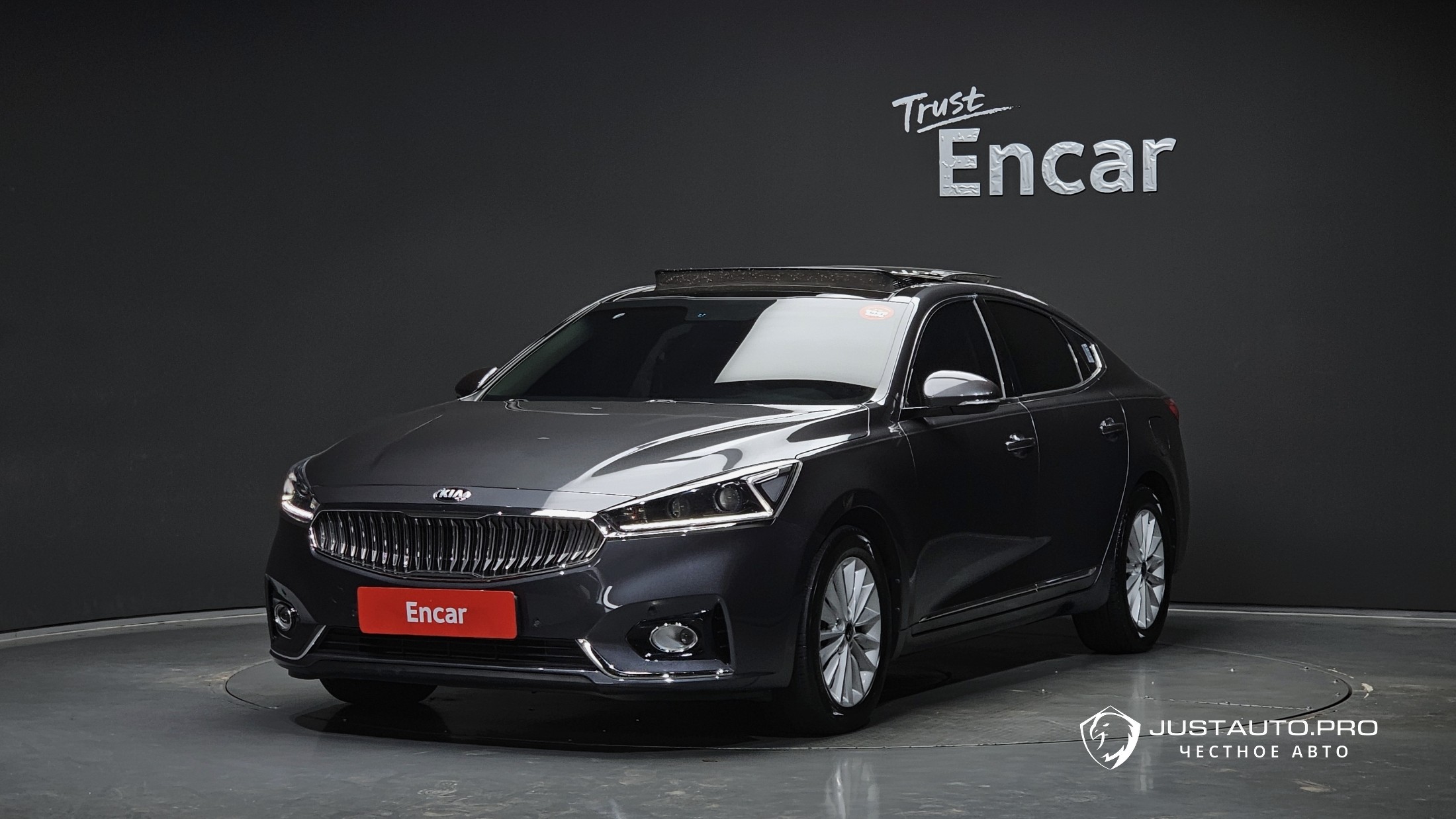 Автомобиль Kia K7