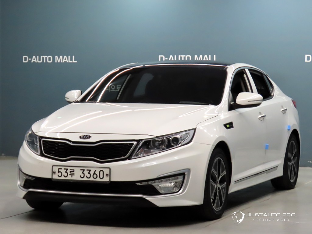 Автомобиль Kia K5