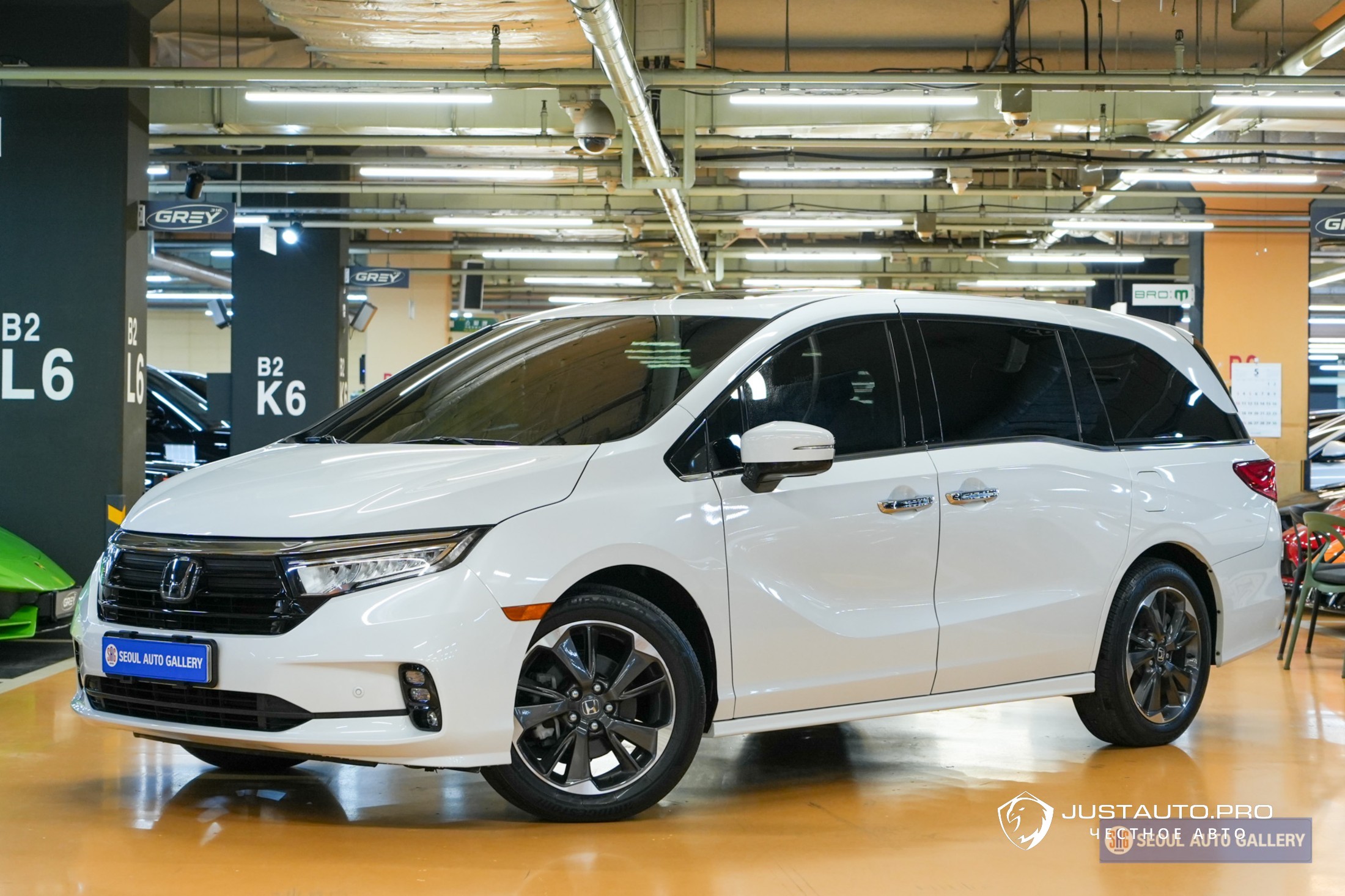 Автомобиль Honda Odyssey