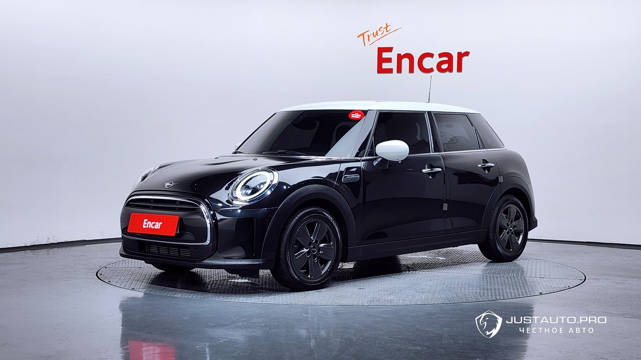 Автомобиль Mini Cooper