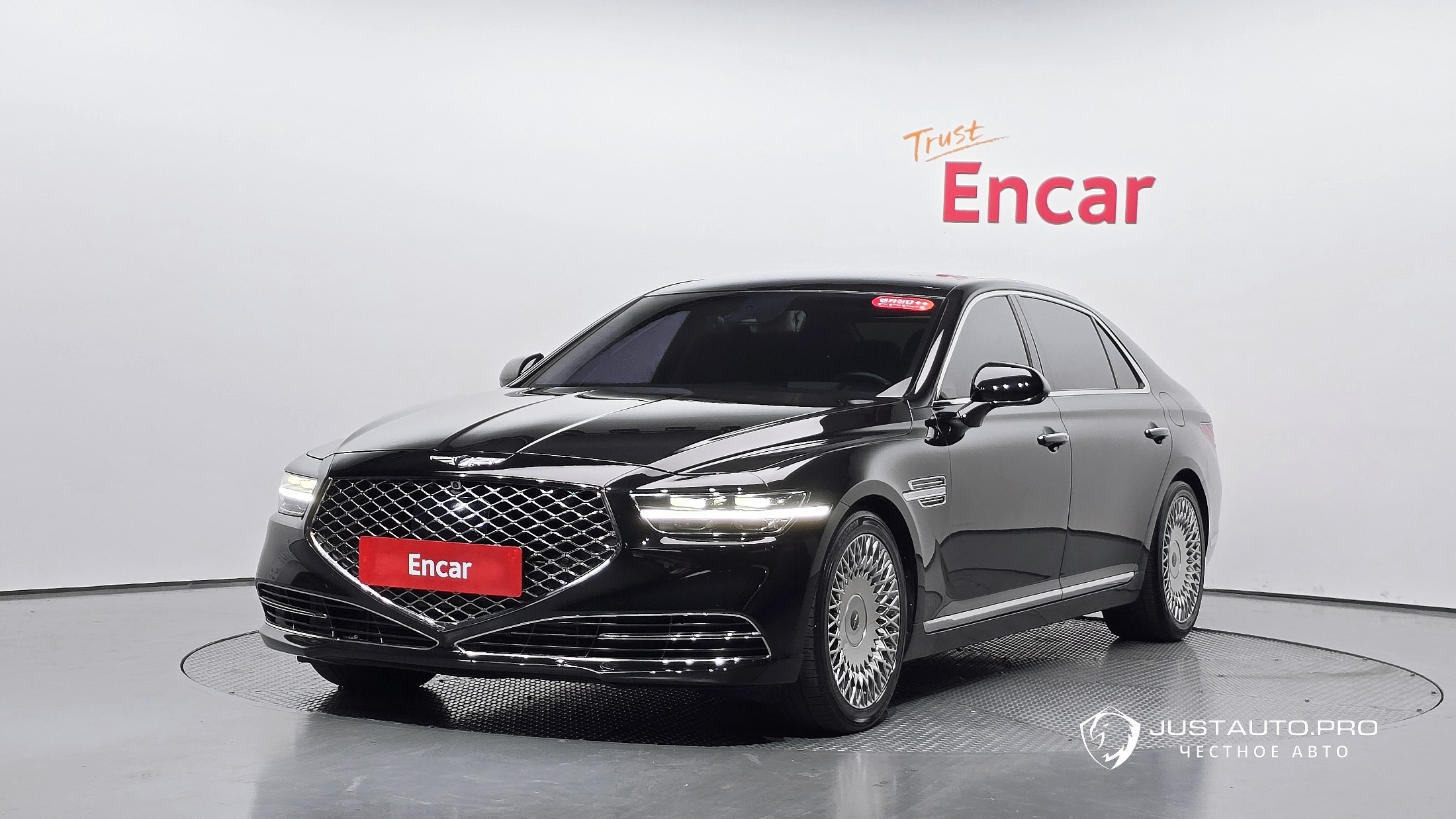 Автомобиль Genesis G90