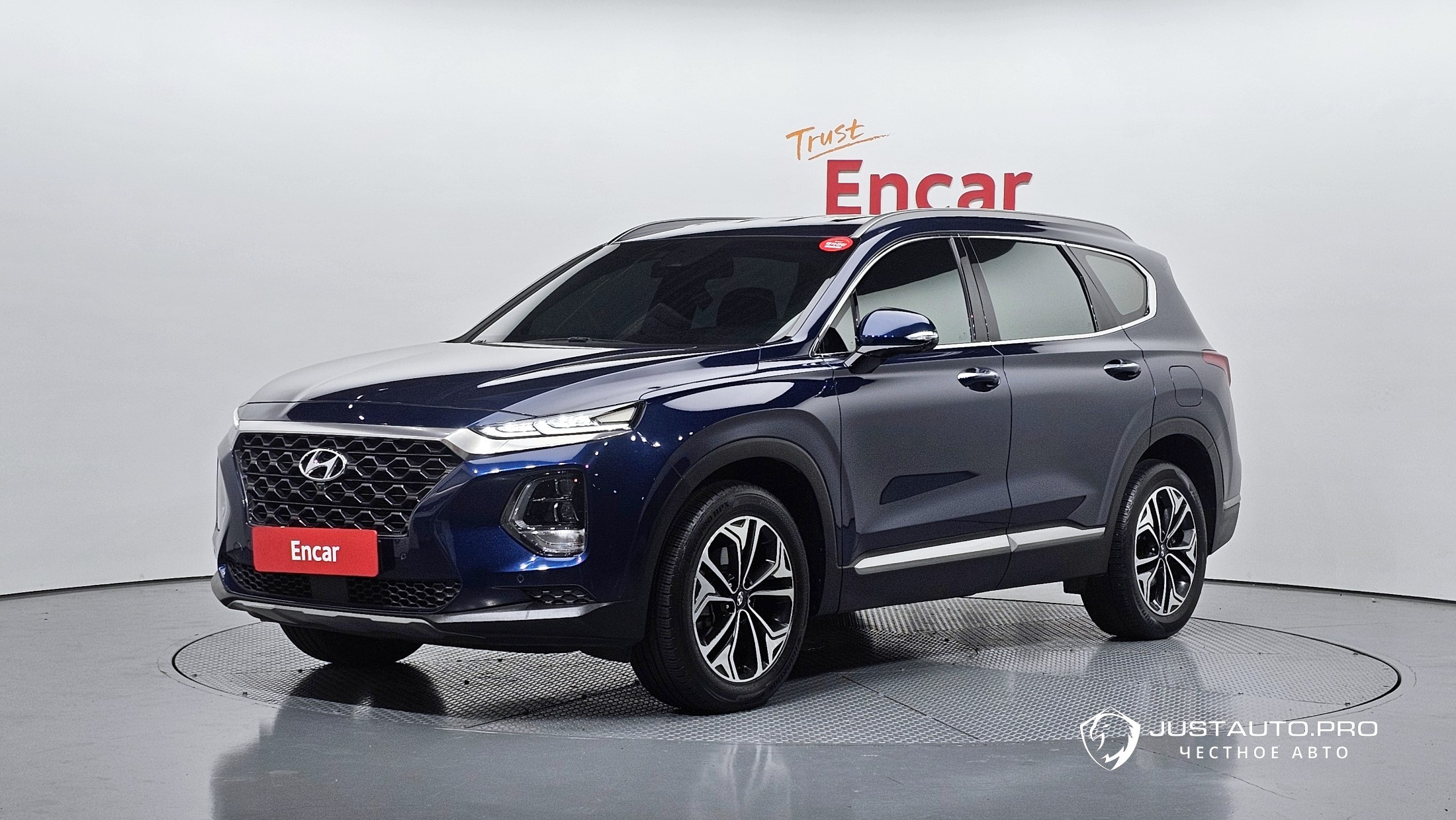 Автомобиль Hyundai Santafe