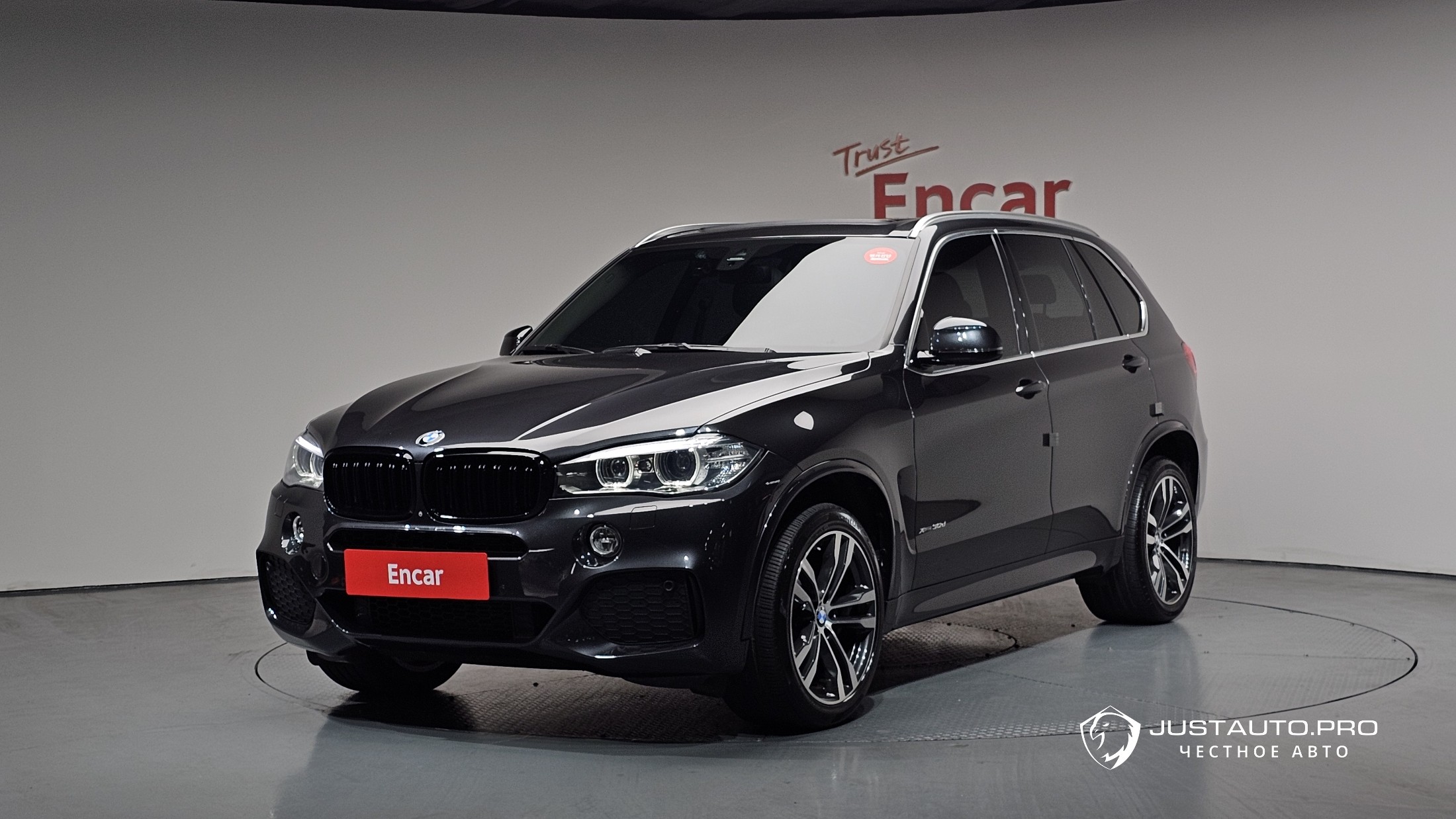 Автомобиль BMW X5