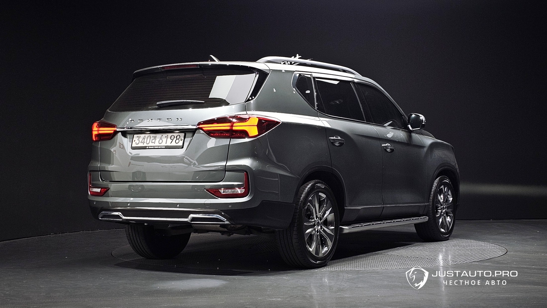 Автомобиль KG_Mobility_Ssangyong Rexton