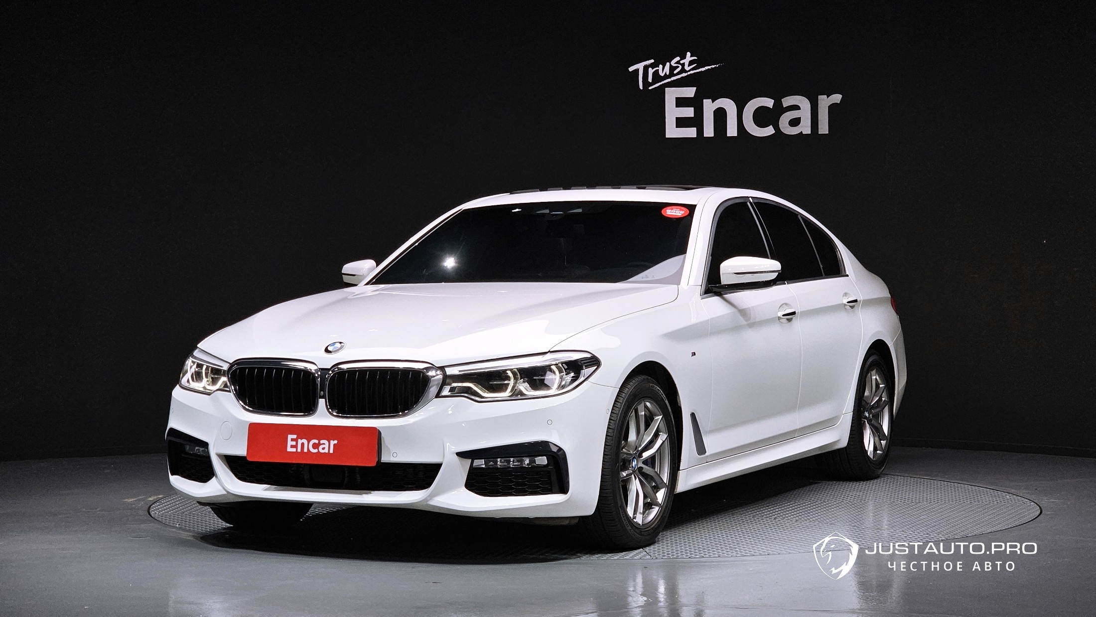 Автомобиль BMW 5-Series