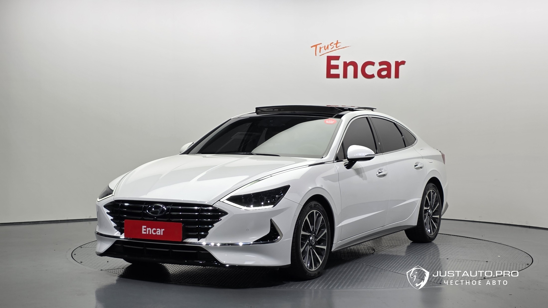 Автомобиль Hyundai Sonata
