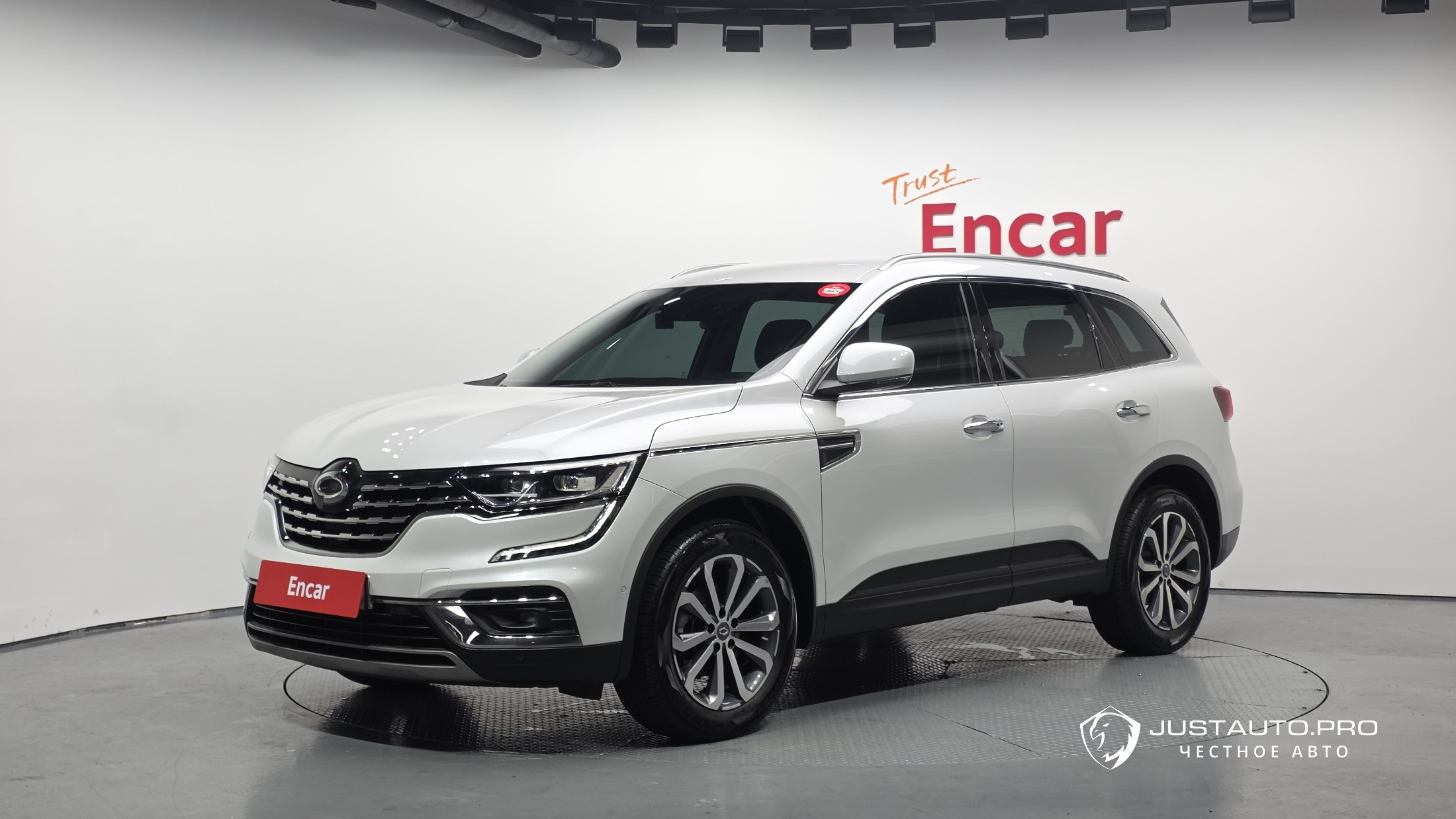 Автомобиль Renault-KoreaSamsung QM6
