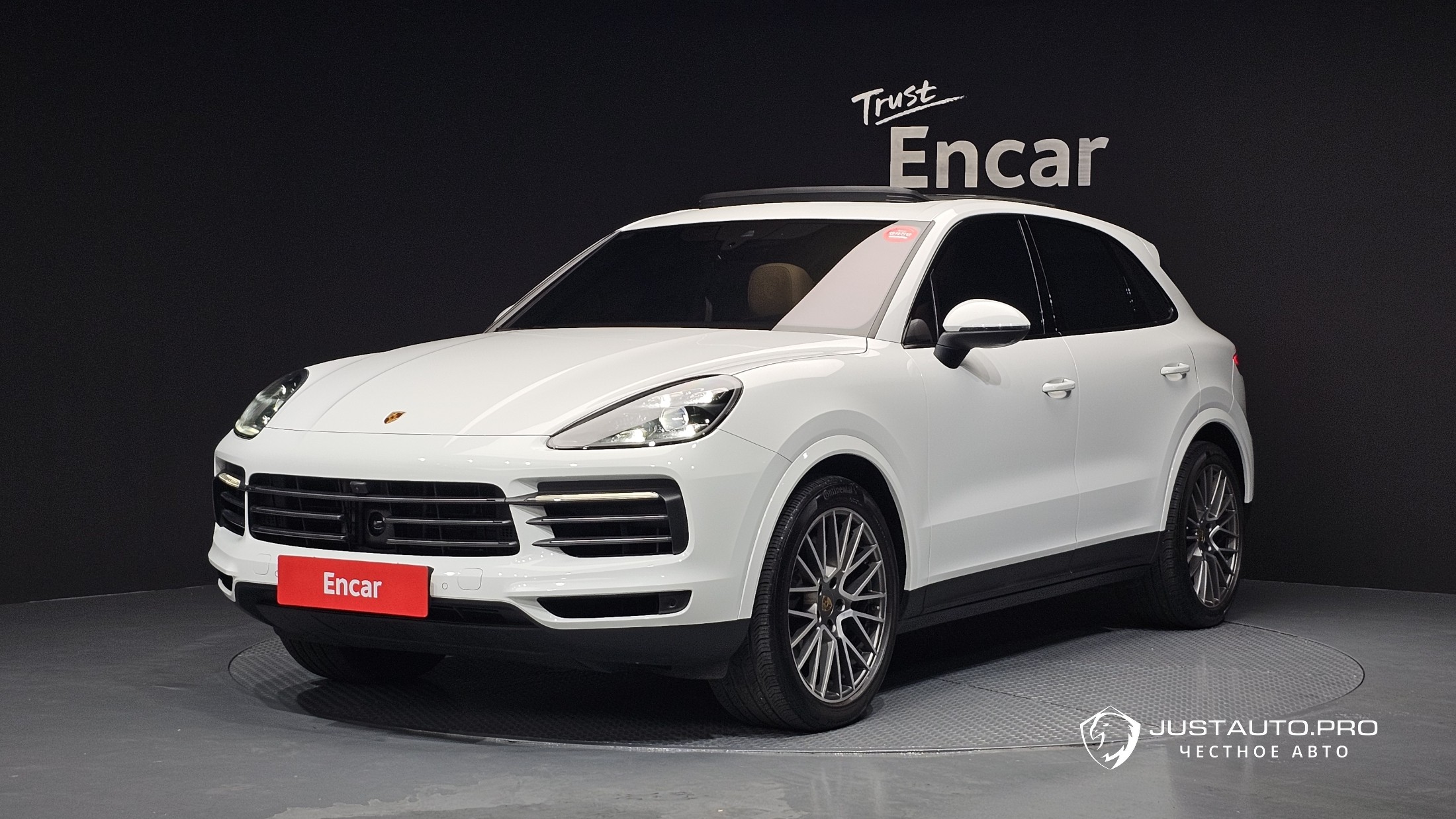 Автомобиль Porsche Cayenne