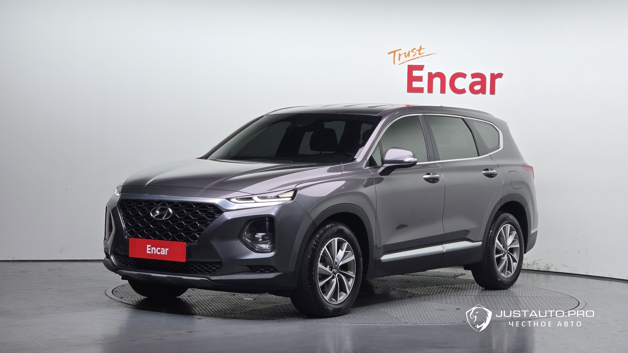Автомобиль Hyundai Santafe