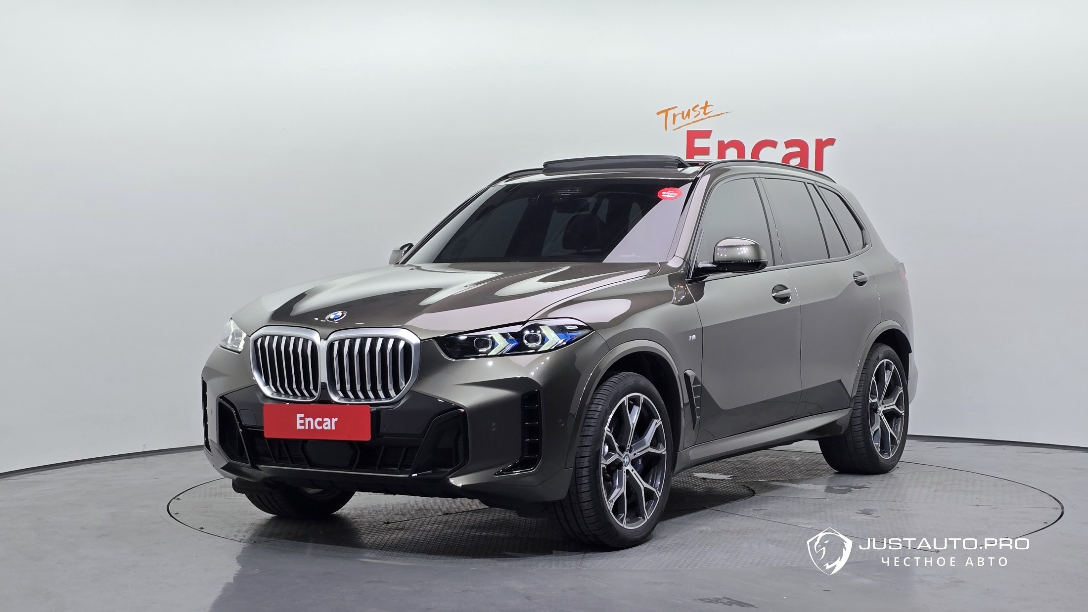 Автомобиль BMW X5