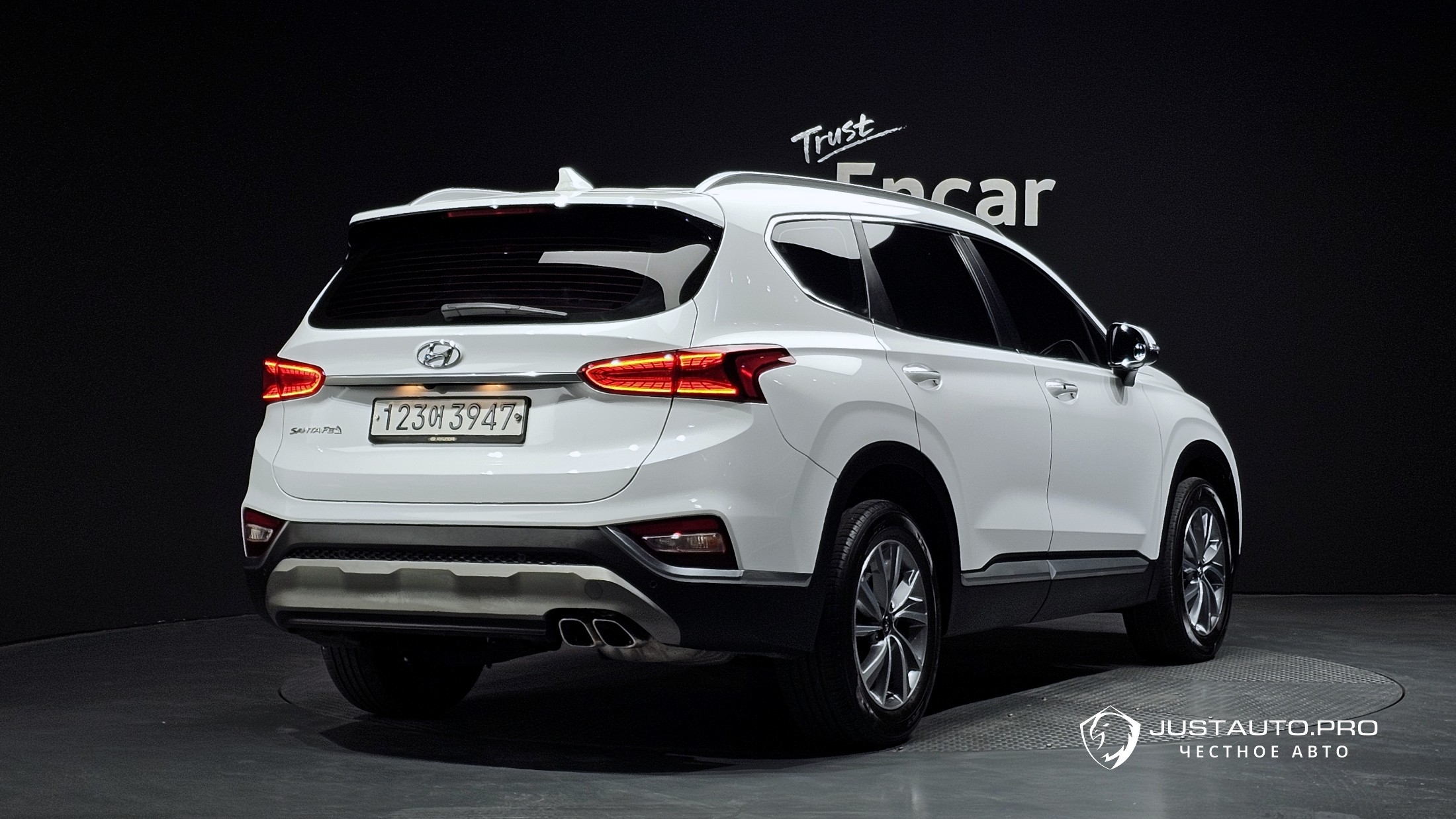 Автомобиль Hyundai Santafe