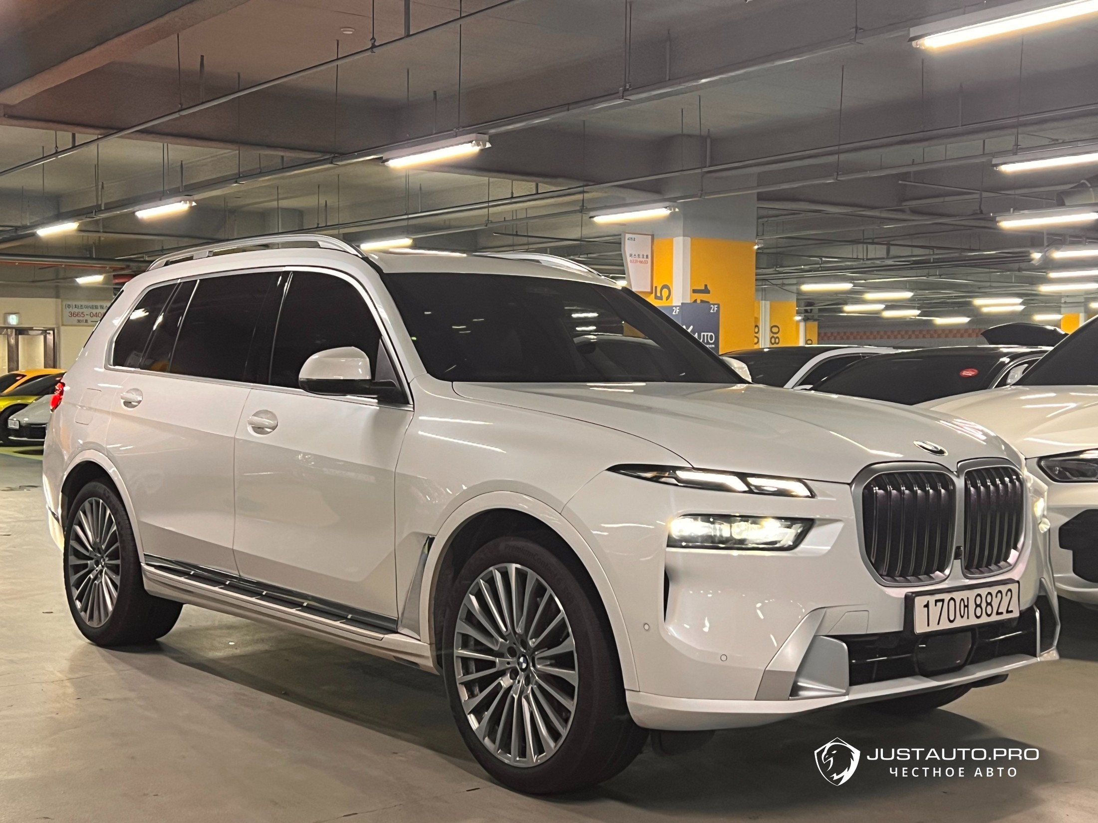 Автомобиль BMW X7