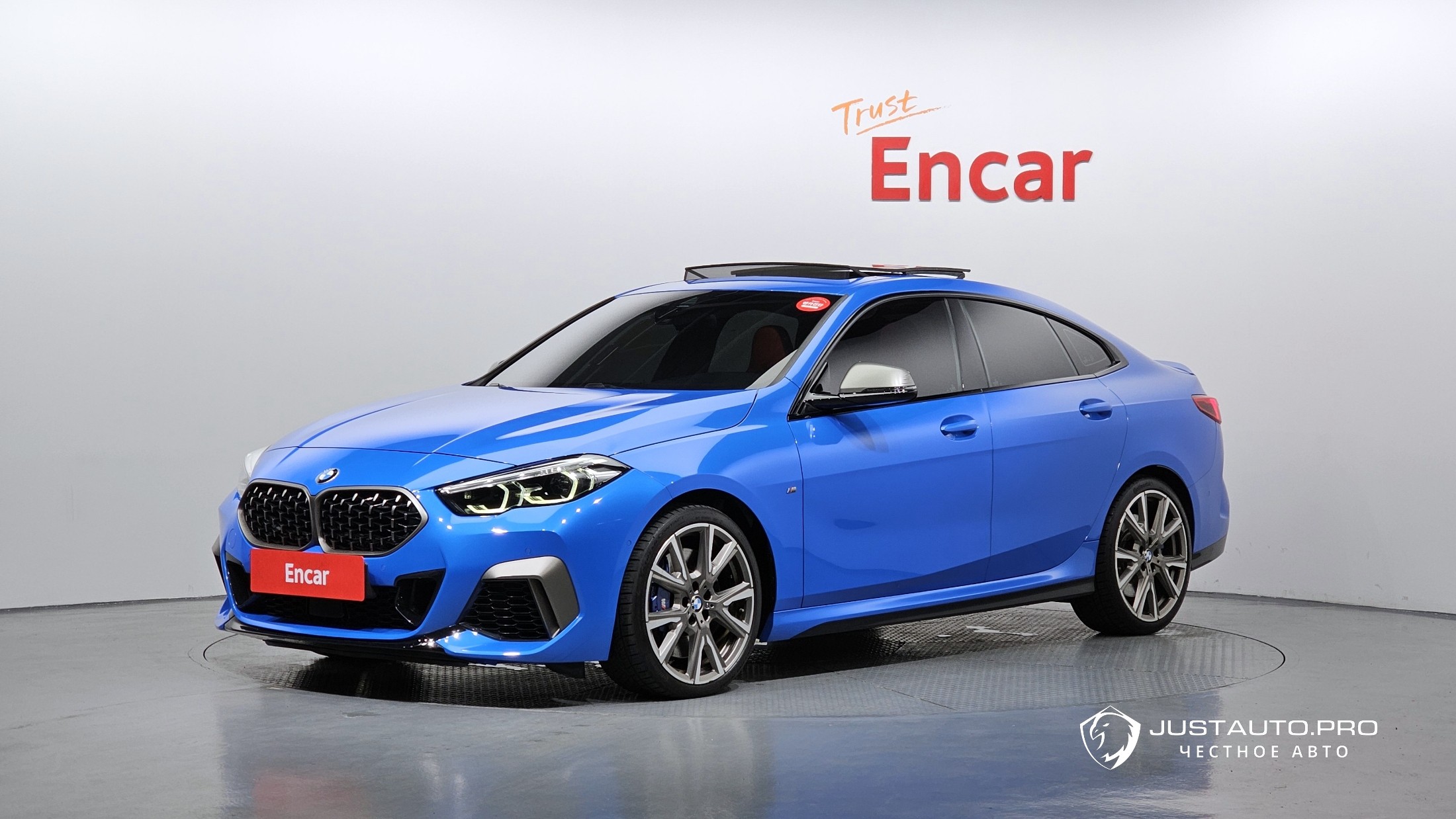 Автомобиль BMW 2-Series