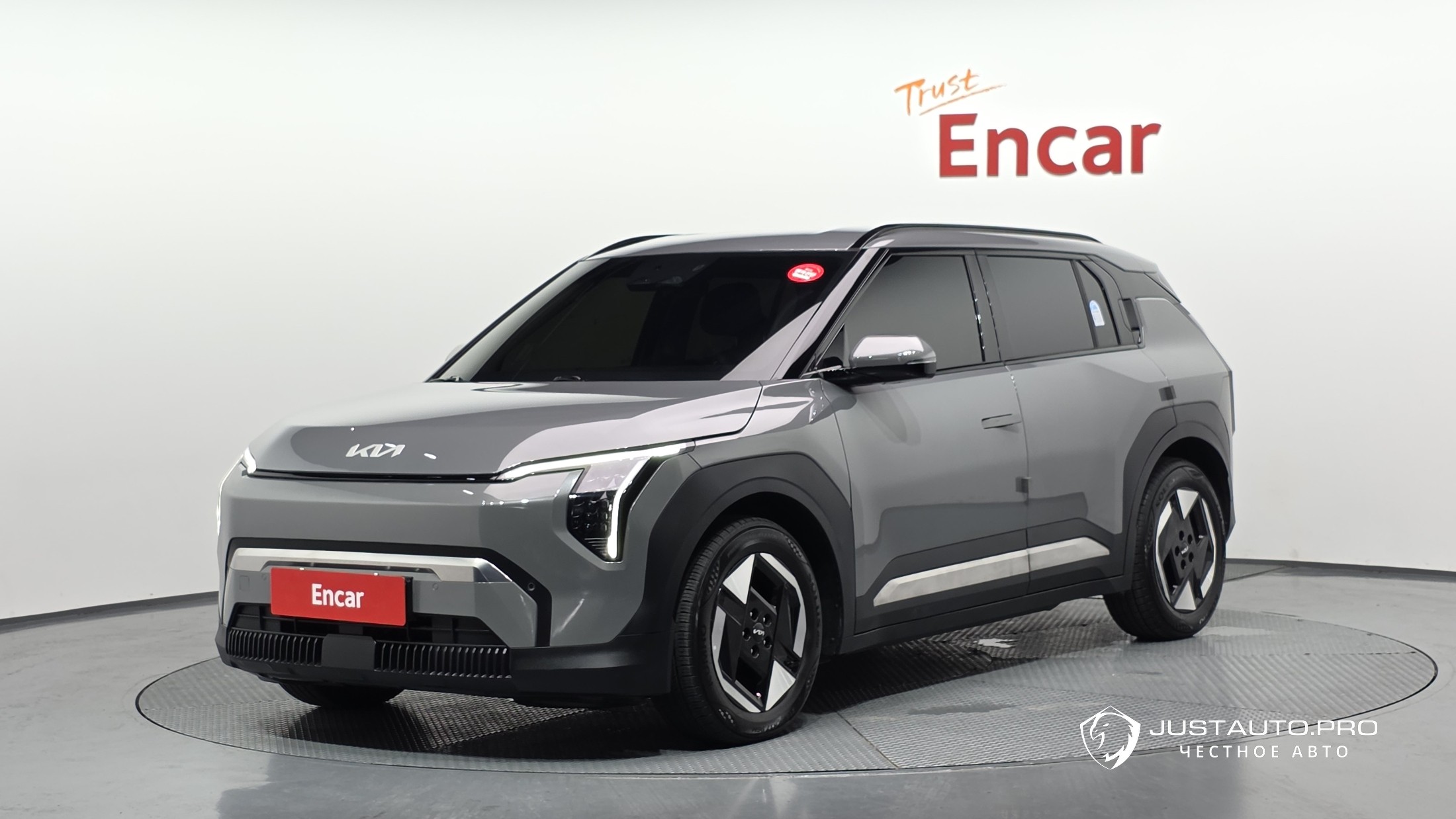 Автомобиль Kia EV3