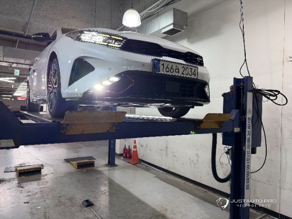 Автомобиль Kia K3