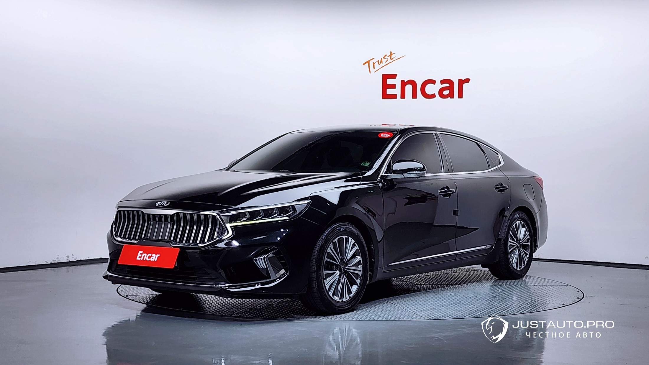 Автомобиль Kia K7