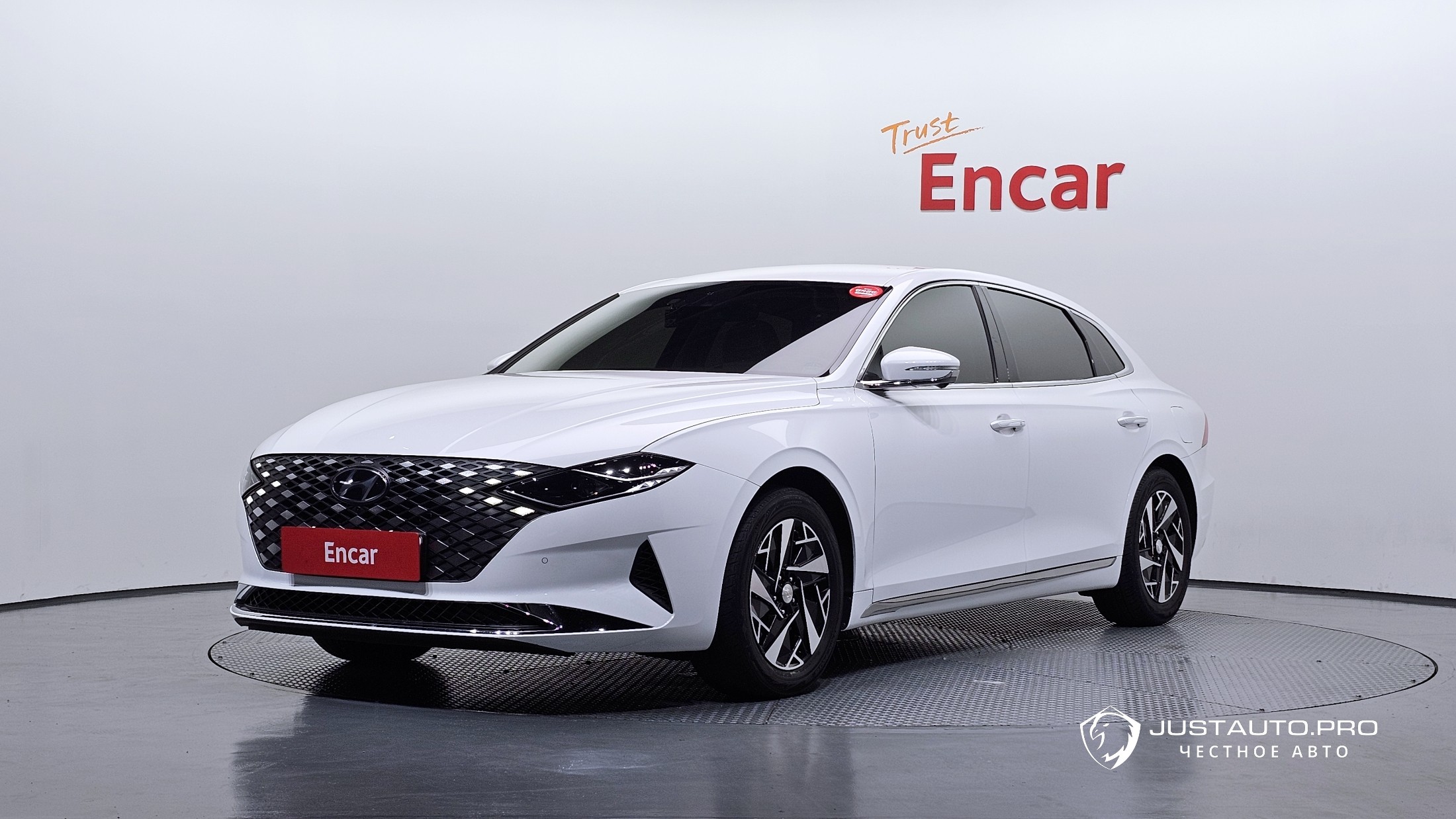 Автомобиль Hyundai Grandeur